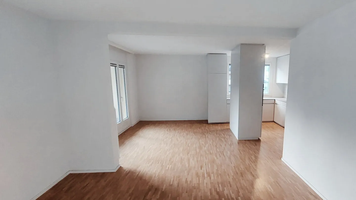 Moderne 4.5-Zimmer-Wohnung - Foto 4 von 15