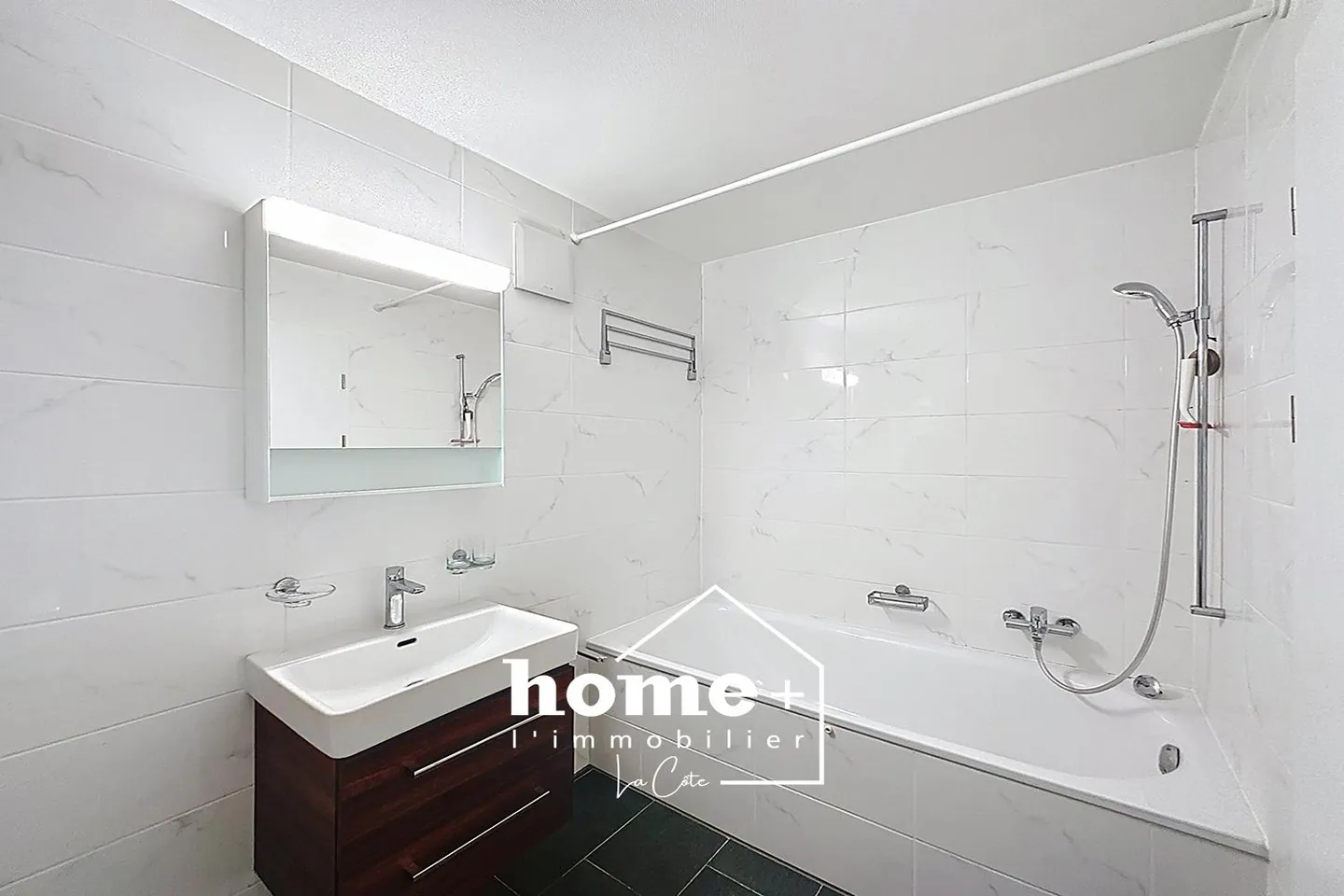 Exclusively - A privileged living environment in Buchillon - Photo 8 of 10