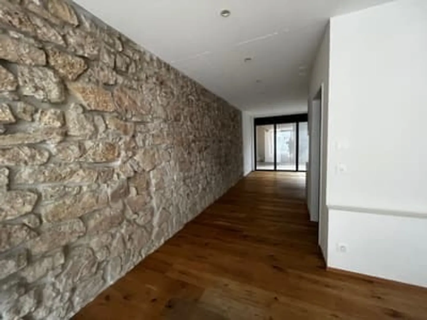 Casa versatile con cantina a volta - Foto 4 di 9