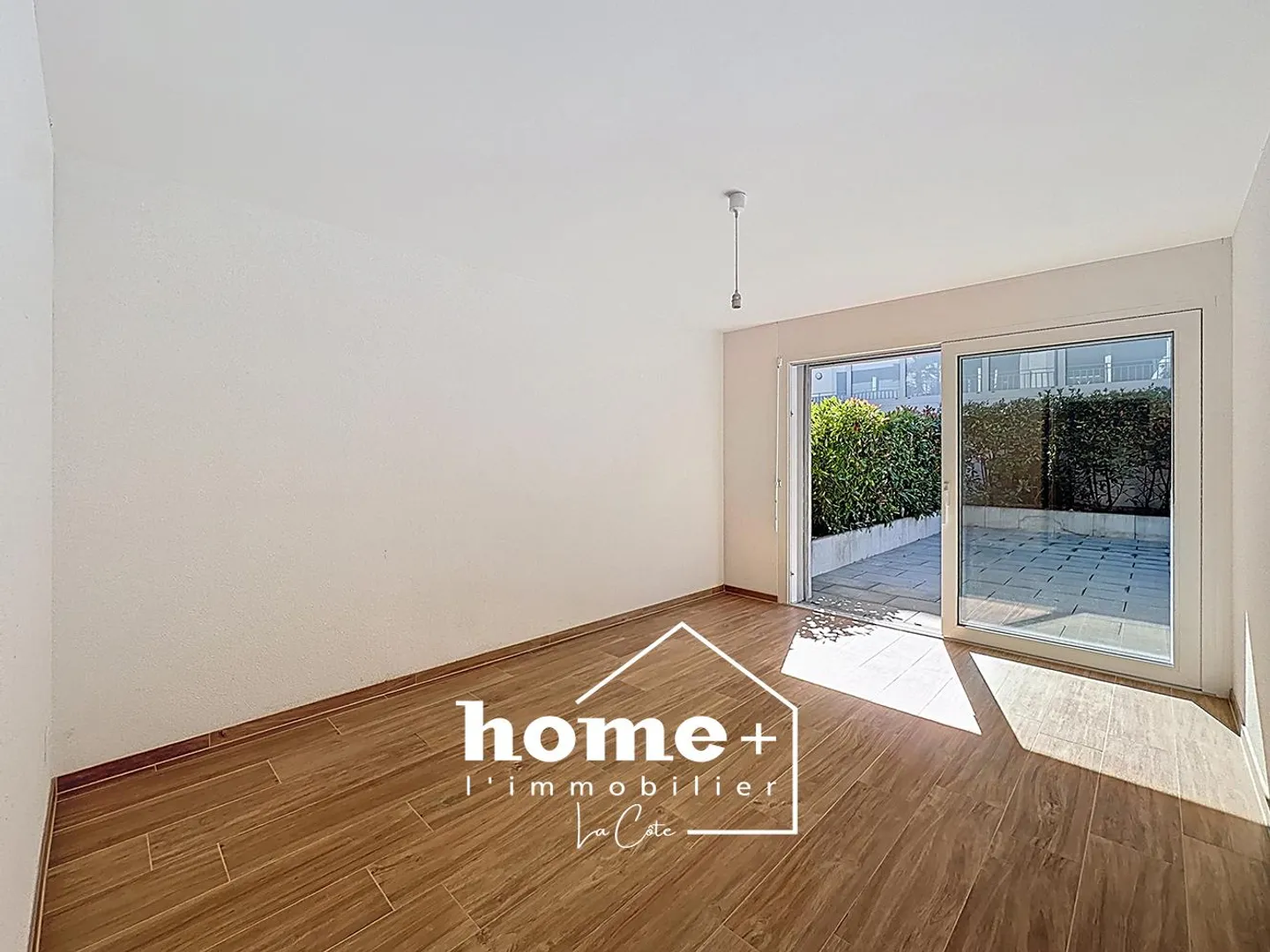 Exclusively - A privileged living environment in Buchillon - Photo 6 of 10