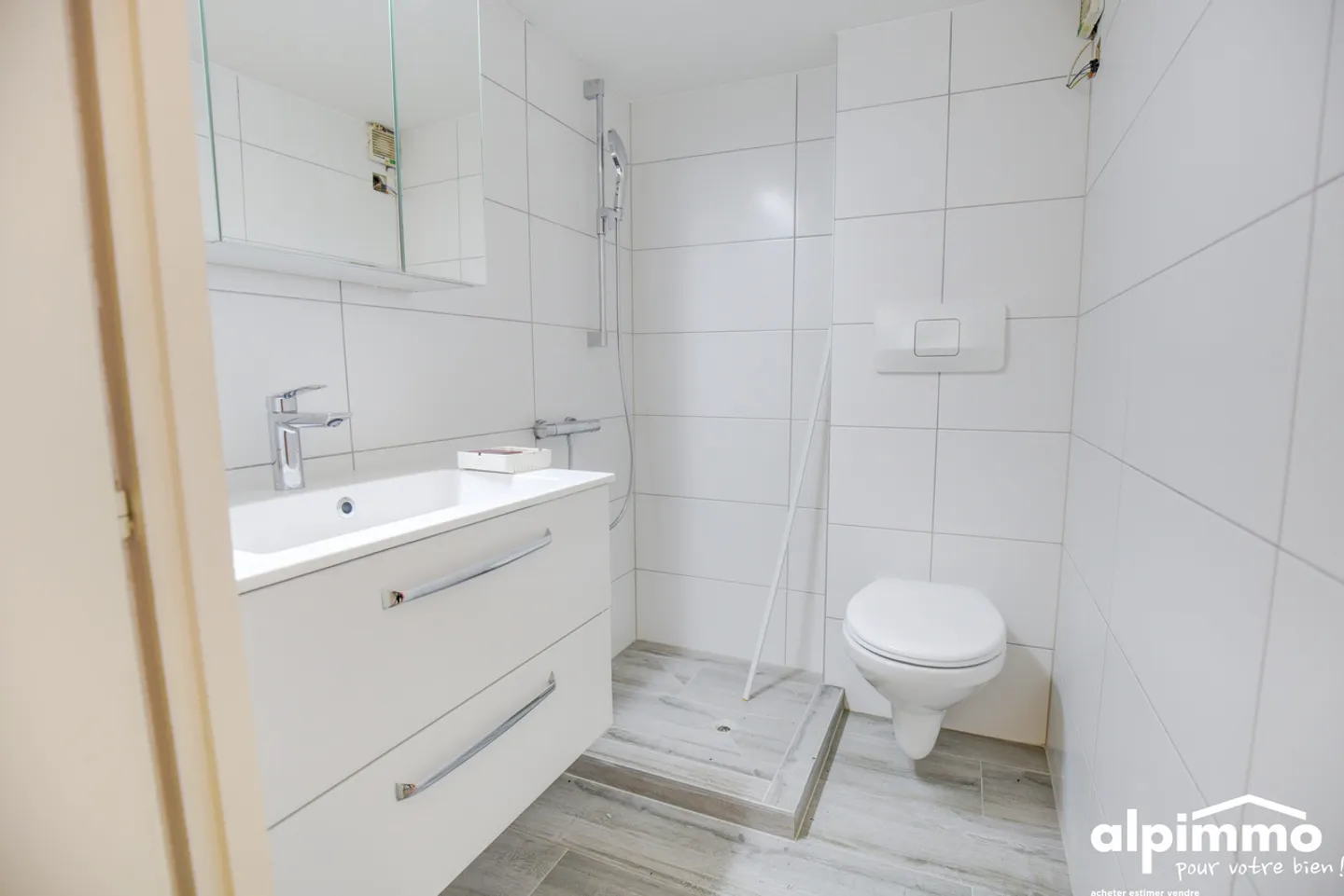 Appartamento ristrutturato con 3 stanze nel cuore del vecchio villaggio di Haute-Nendaz! - Foto 8 di 13