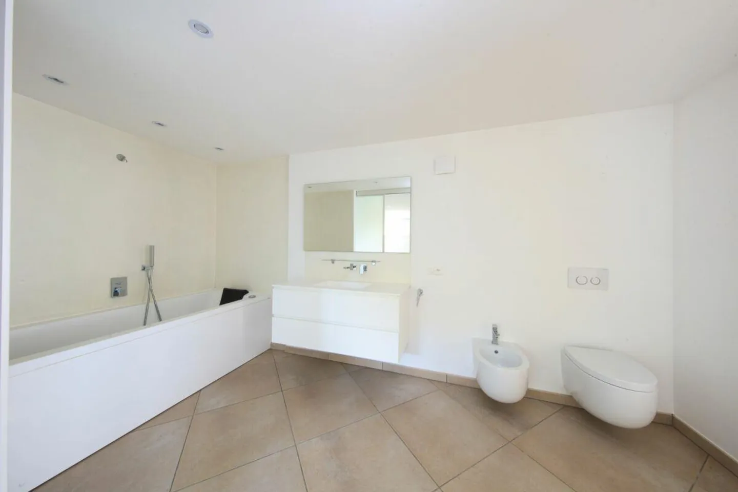 TENERO - Beautiful Bright House - Photo 12 of 16