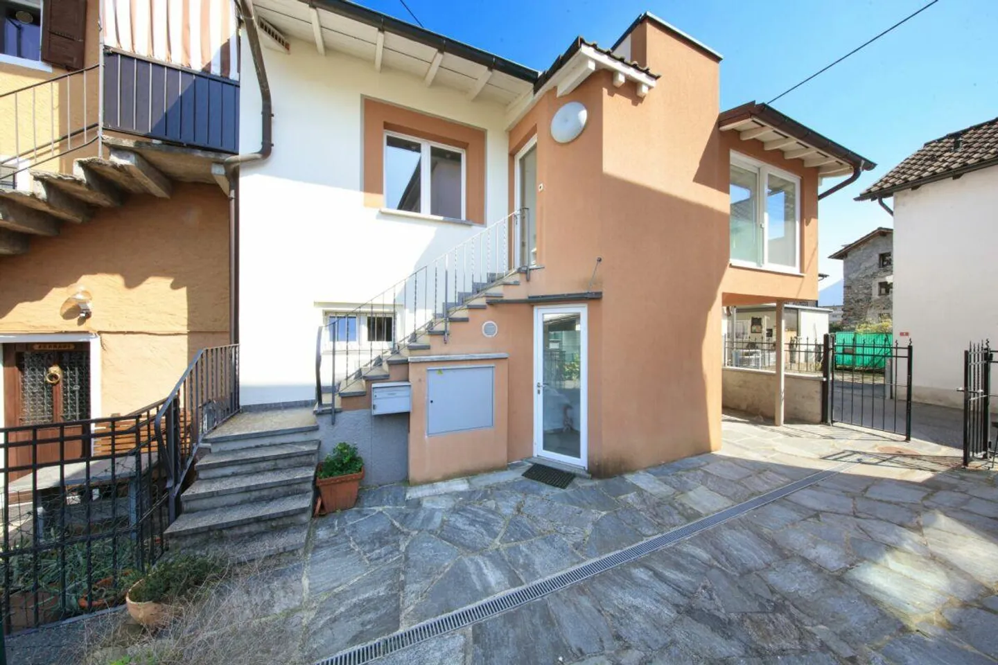 TENERO - Beautiful Bright House - Photo 14 of 16