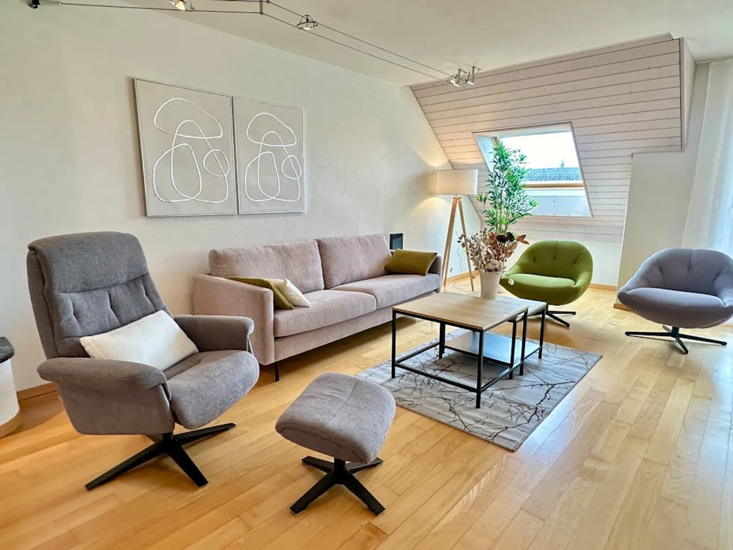 Appartement à louer - Photo 2 sur 10