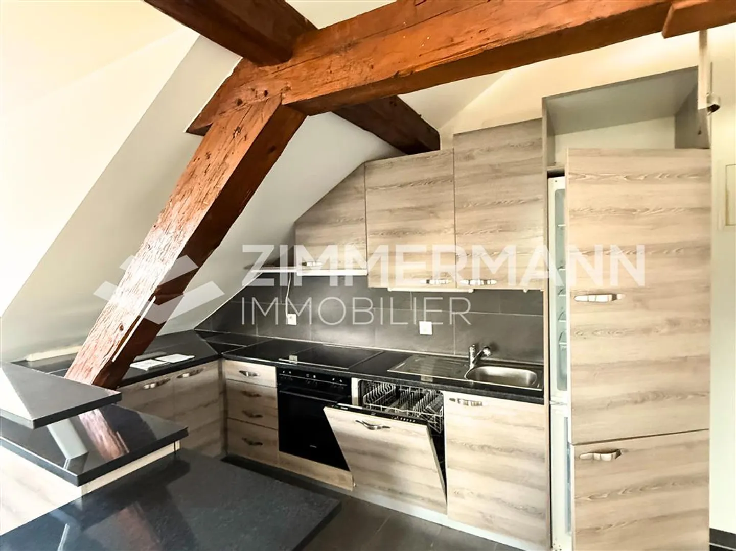 Apartment for rent - Photo 4 of 6