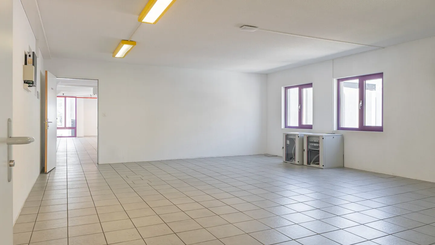 Office space and workshop in an ideal location in Visp - Photo 10 of 13