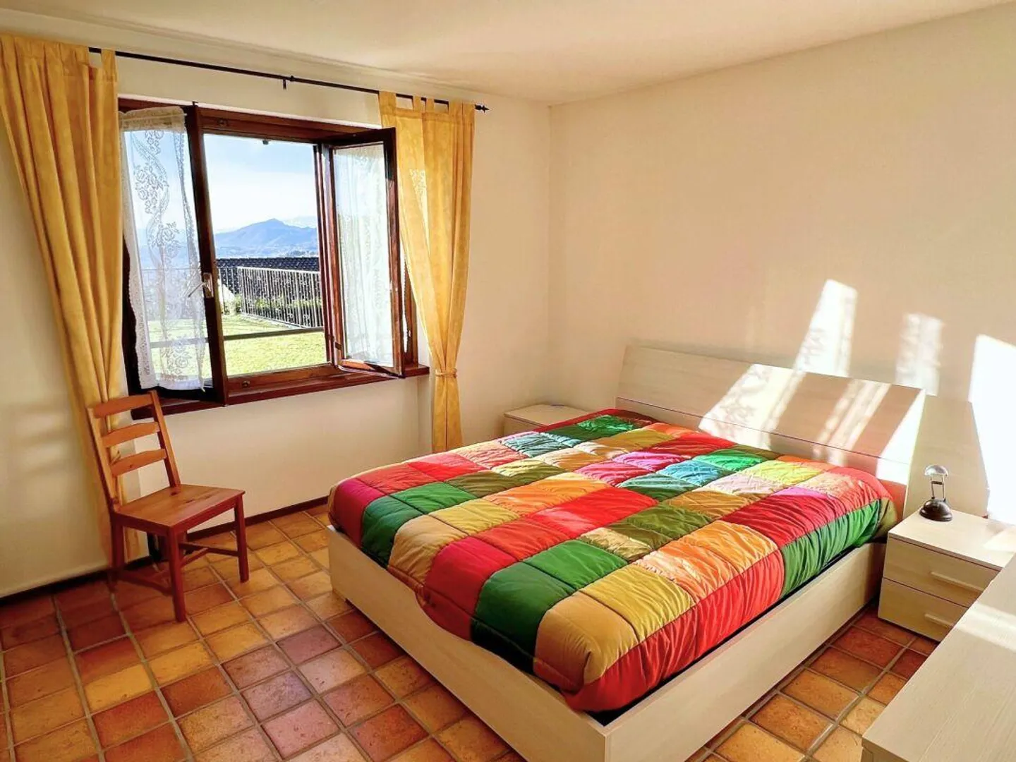 Elegante casa di campagna con grande giardino e due appartamenti collegati - Foto 11 di 19