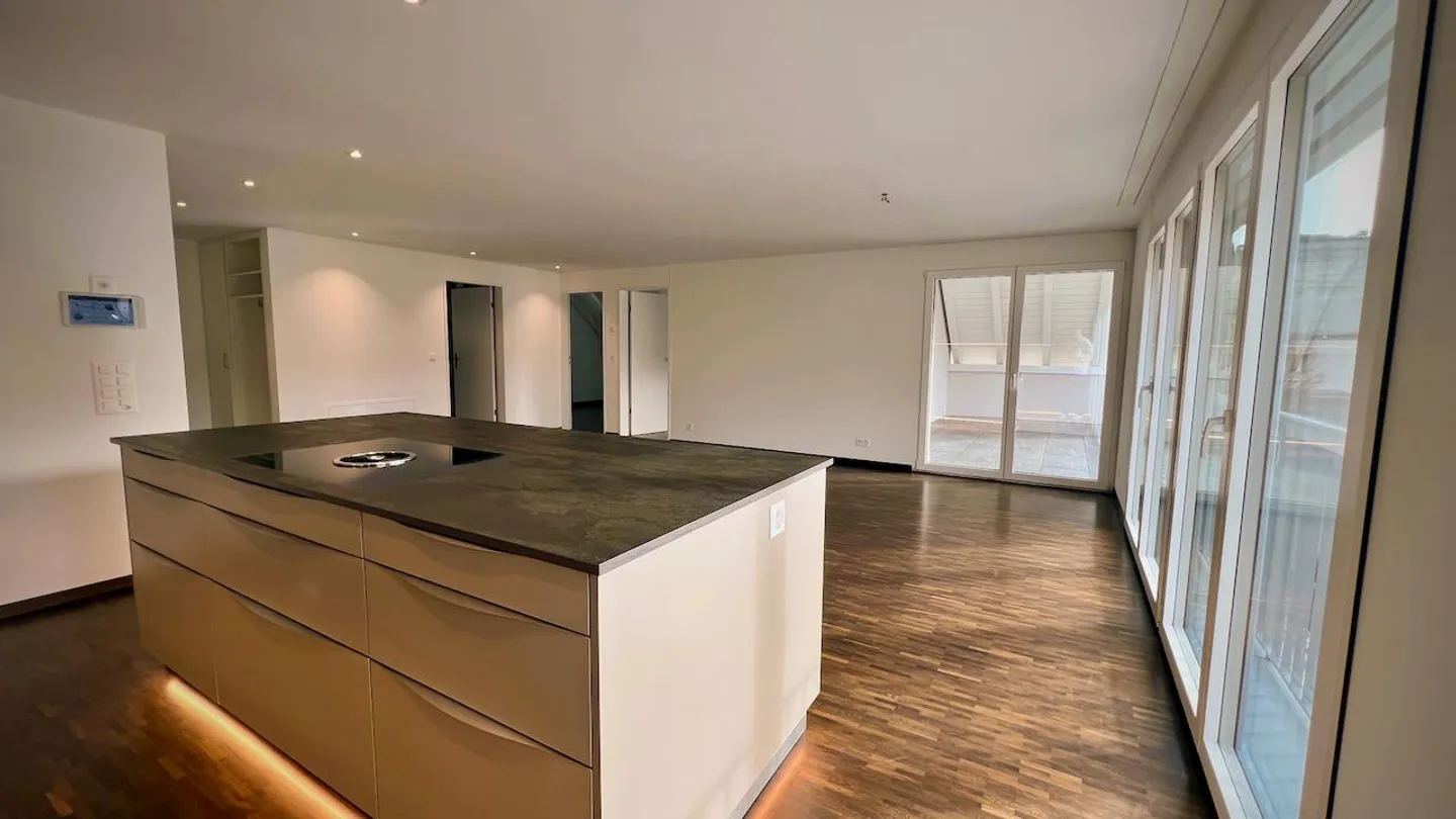 Appartamento attico confortevole con balcone e stanza hobby - Foto 11 di 30