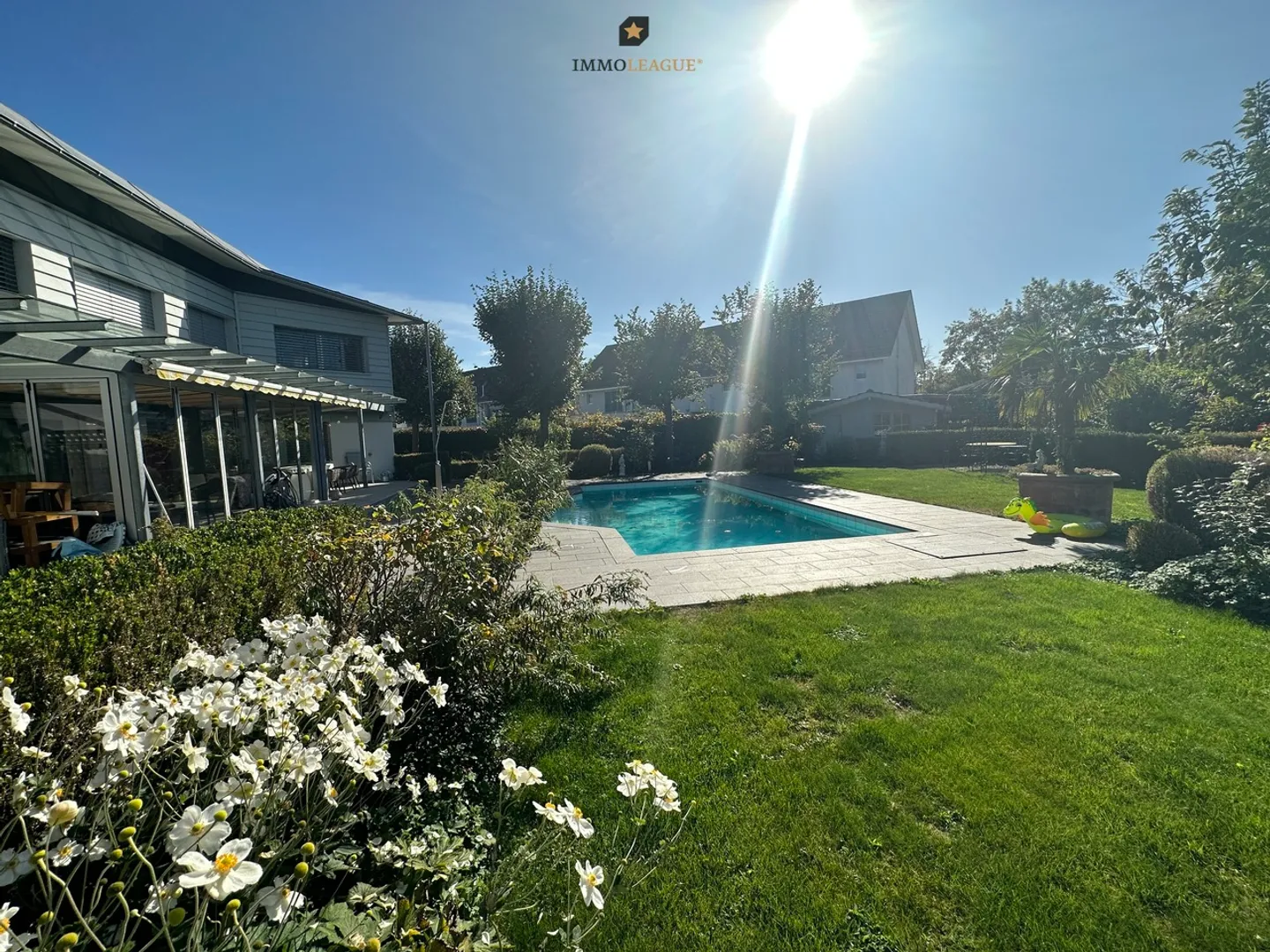 Extraordinary Living Paradise with Stylish Ambiance - Photo 2 of 5