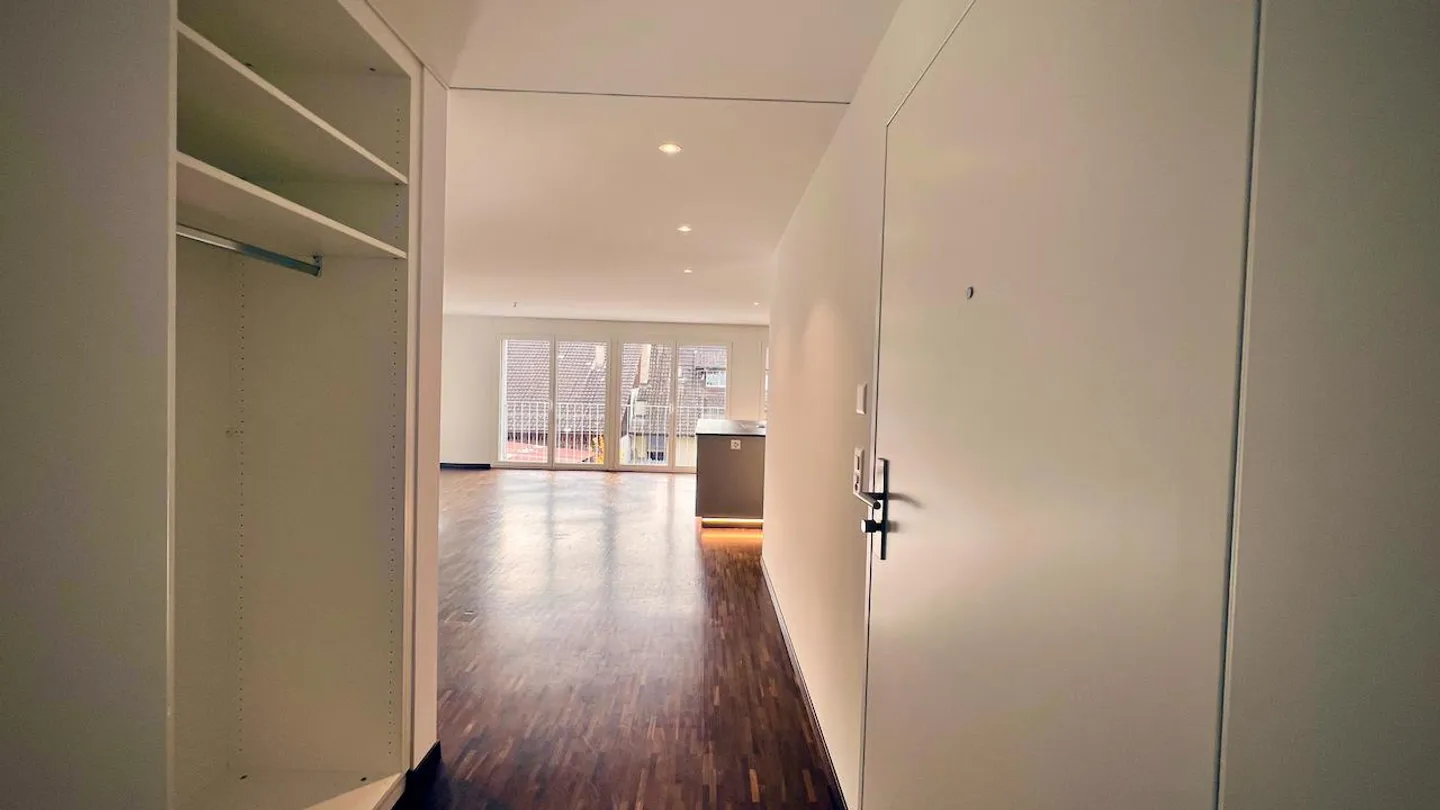 Appartamento attico confortevole con balcone e stanza hobby - Foto 12 di 30