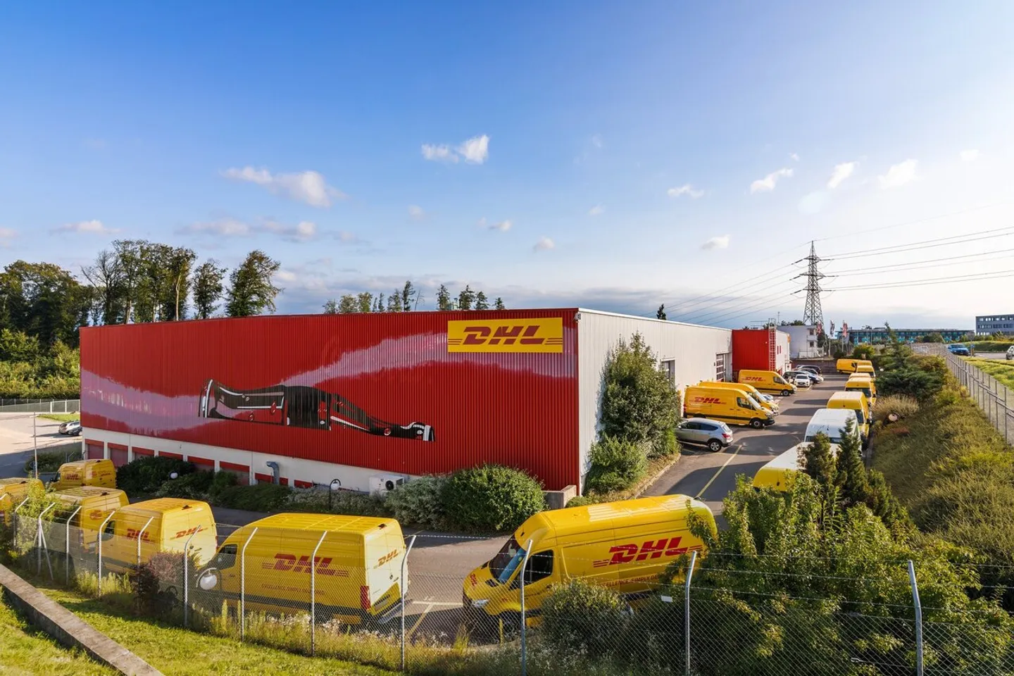 Ottima posizione - vicino all'autostrada e ai servizi - deposito 63 m2 - Foto 1 di 9