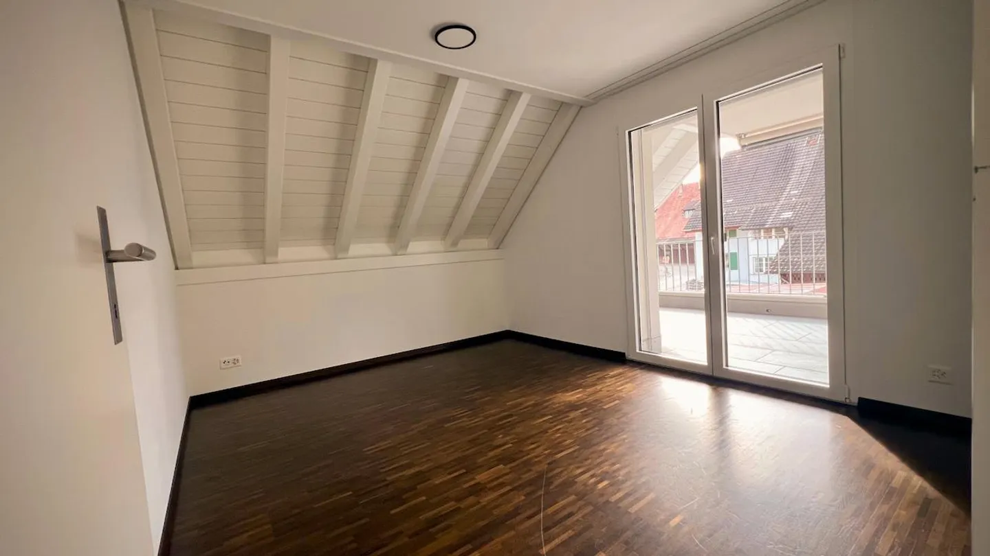 Appartamento attico confortevole con balcone e stanza hobby - Foto 18 di 30