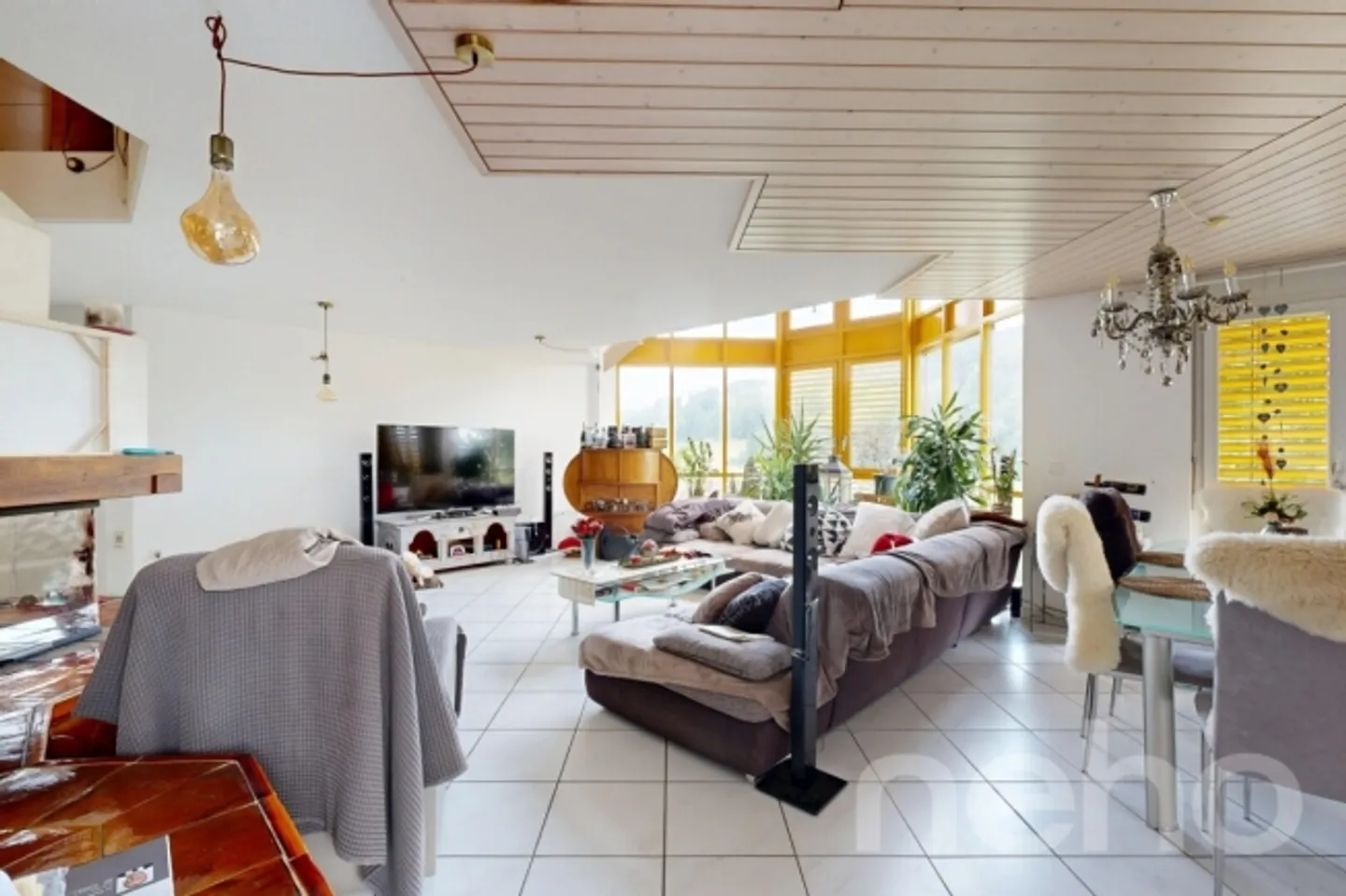 «Mehrgenerationenhaus mit unverbaubarer Weitsicht an ruhiger Lage» - Foto 1 von 13