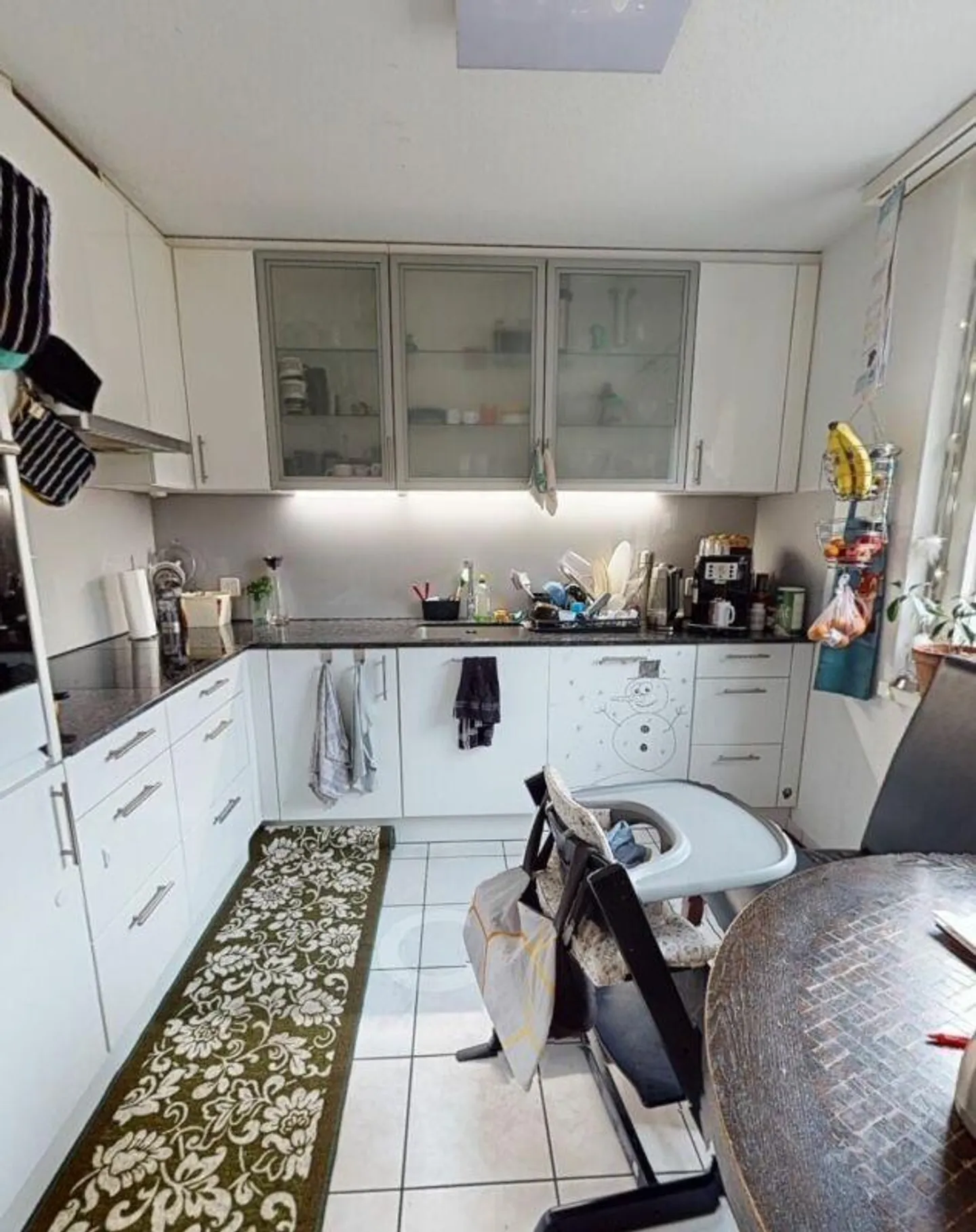 Modern and Charming 5.5 Duplex Apartment in Root - Photo 4 of 11