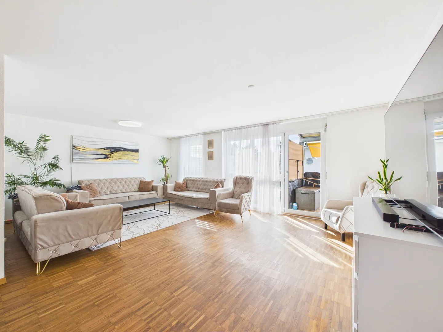 Geräumige Wohnung in Niederuzwil - Foto 1 von 6