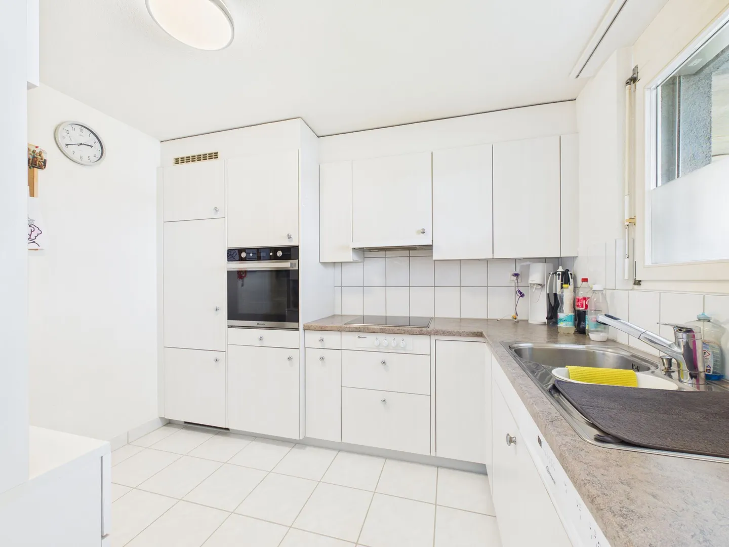 Geräumige Wohnung in Niederuzwil - Foto 2 von 6