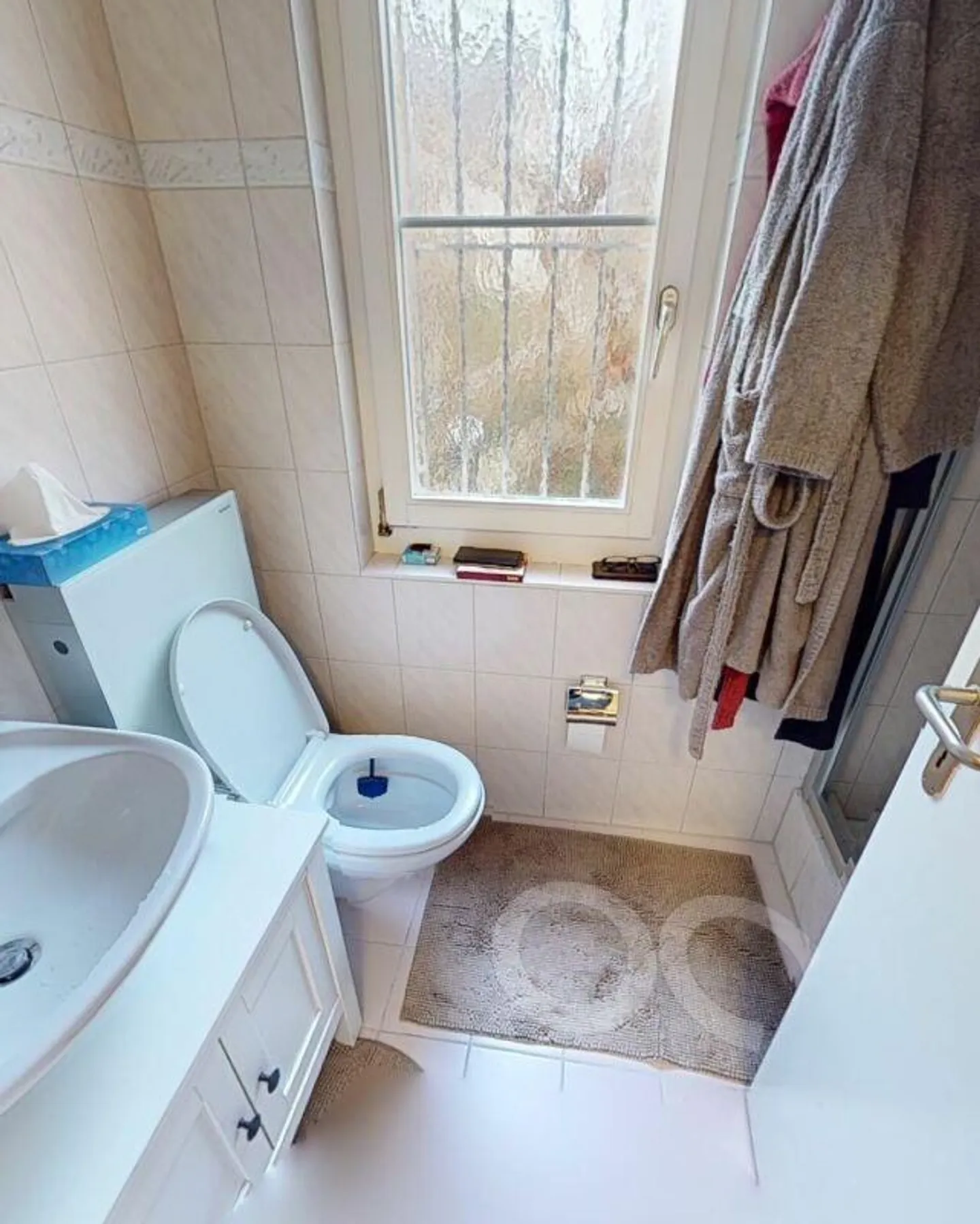 Modern and Charming 5.5 Duplex Apartment in Root - Photo 10 of 11