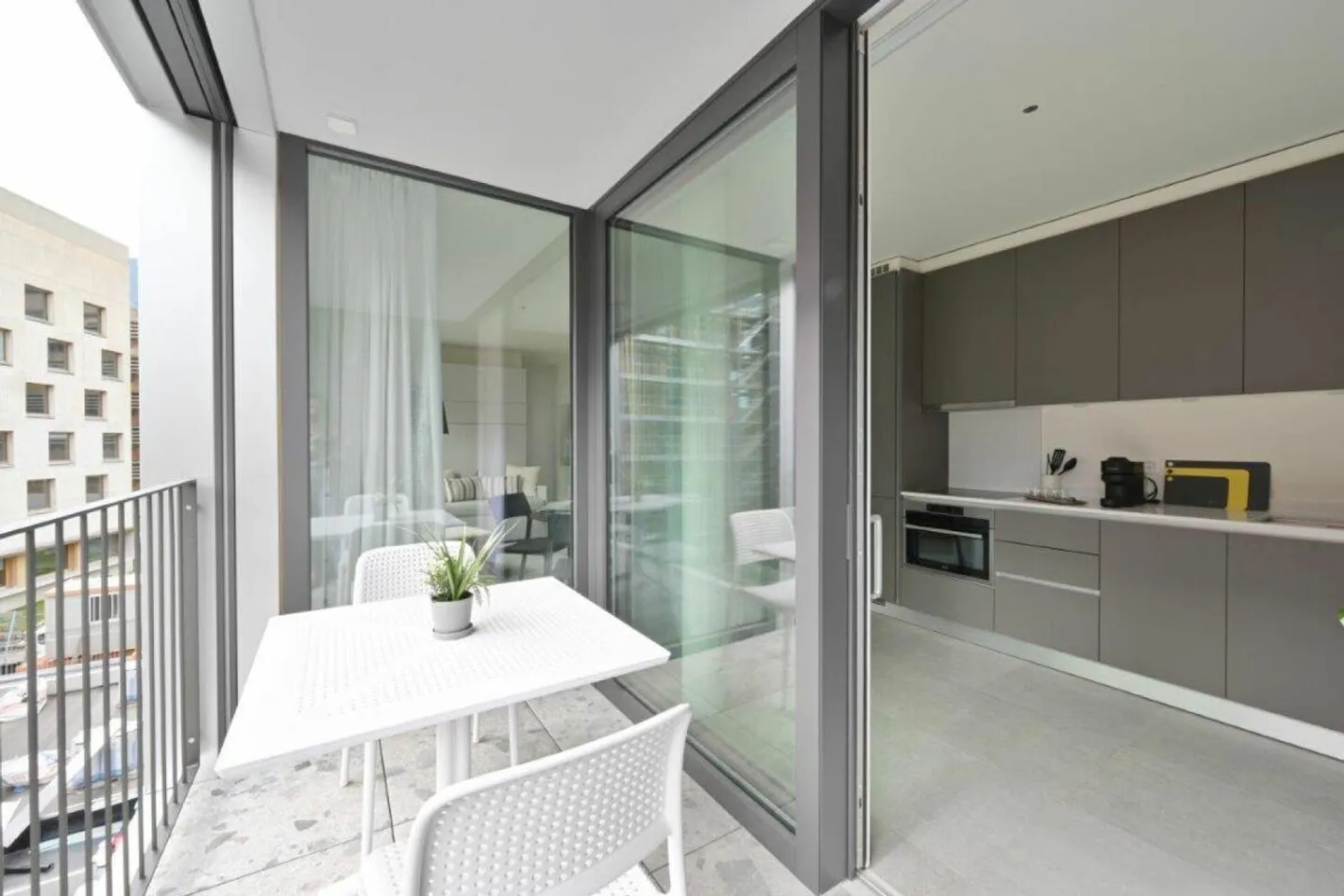 Studios lumineux entièrement meublés - Photo 6 sur 9