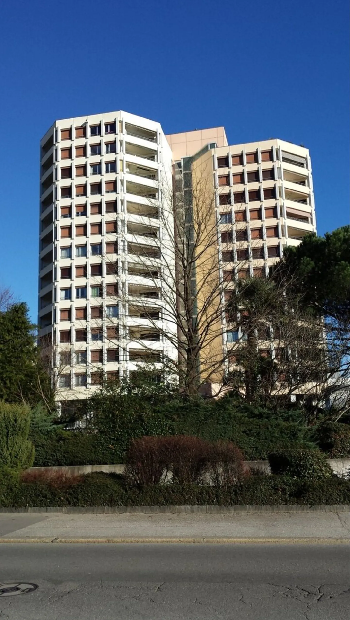 Place de Parking Couvert à Locarno - Photo 1 sur 1