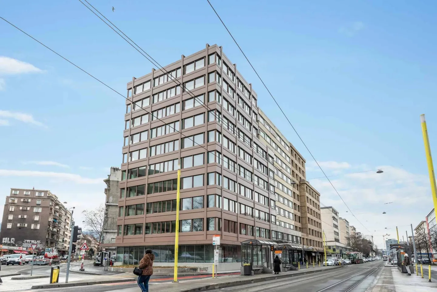 Ufficio ristrutturato agli Acacias - Foto 1 di 8