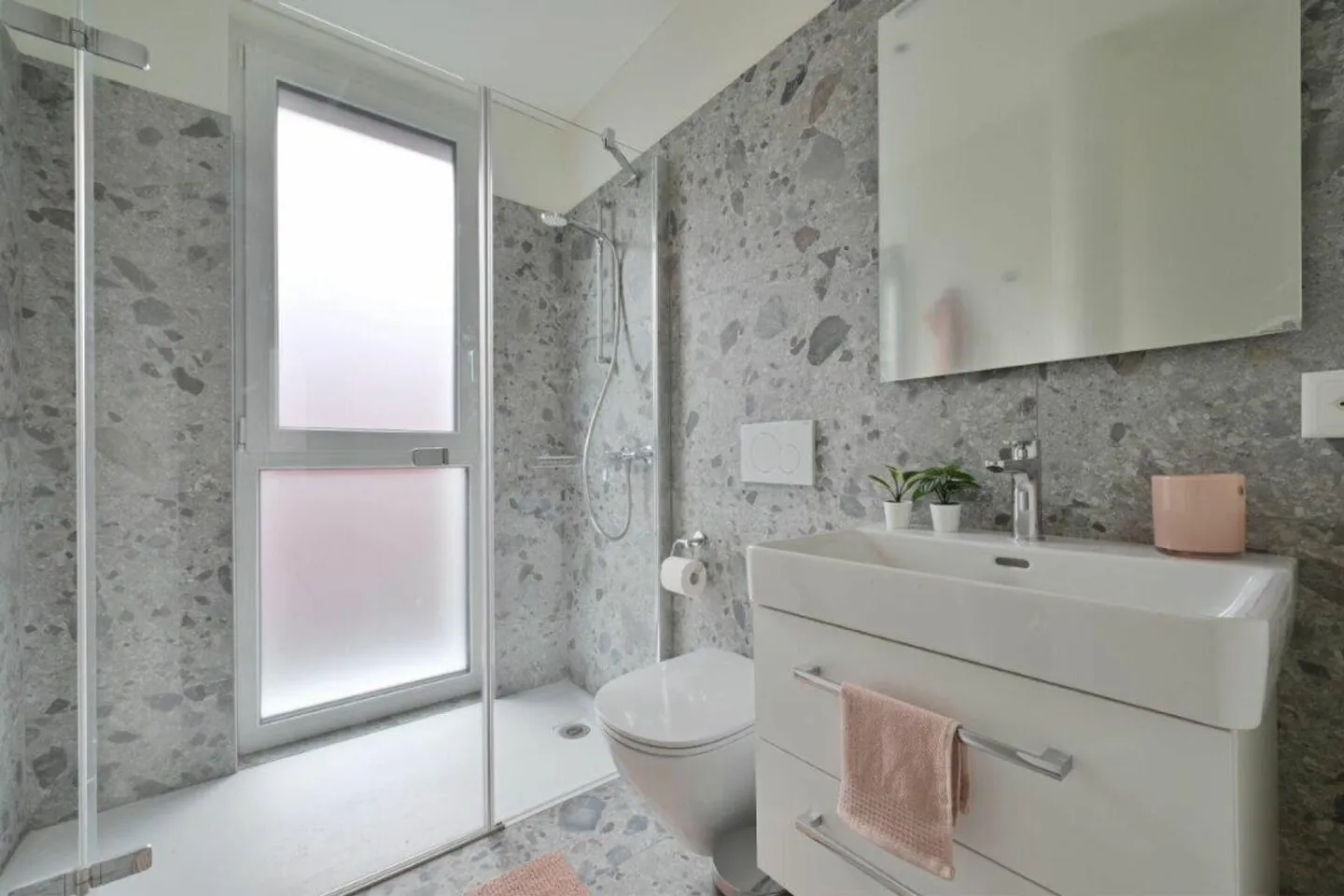 Studios lumineux entièrement meublés - Photo 7 sur 9