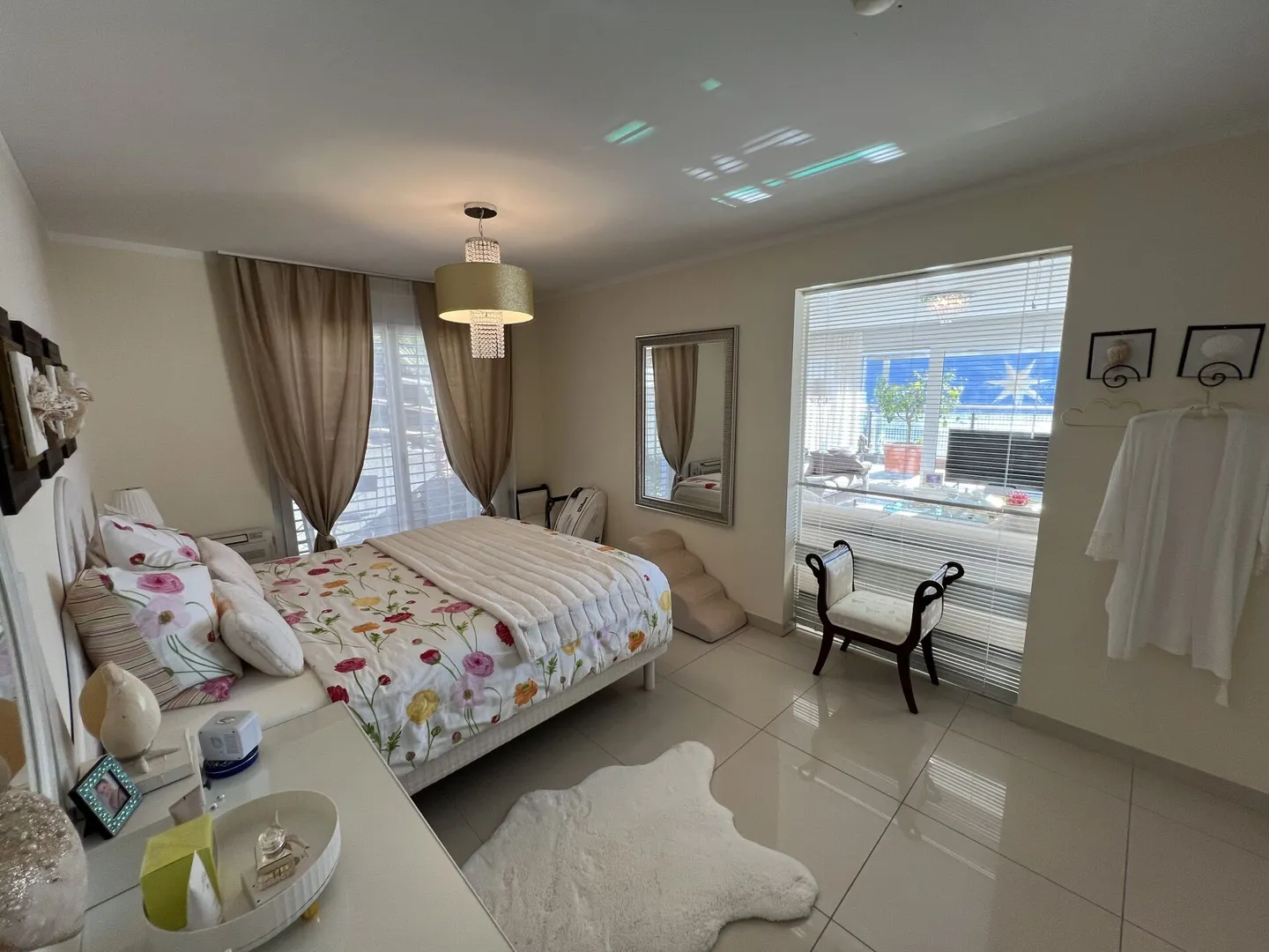 Appartamento di 5,5 stanze con piscina e vista mozzafiato - Foto 10 di 19