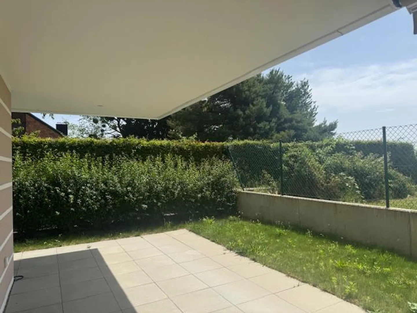 Modern Garden Apartment in Etoy - Photo 12 of 15