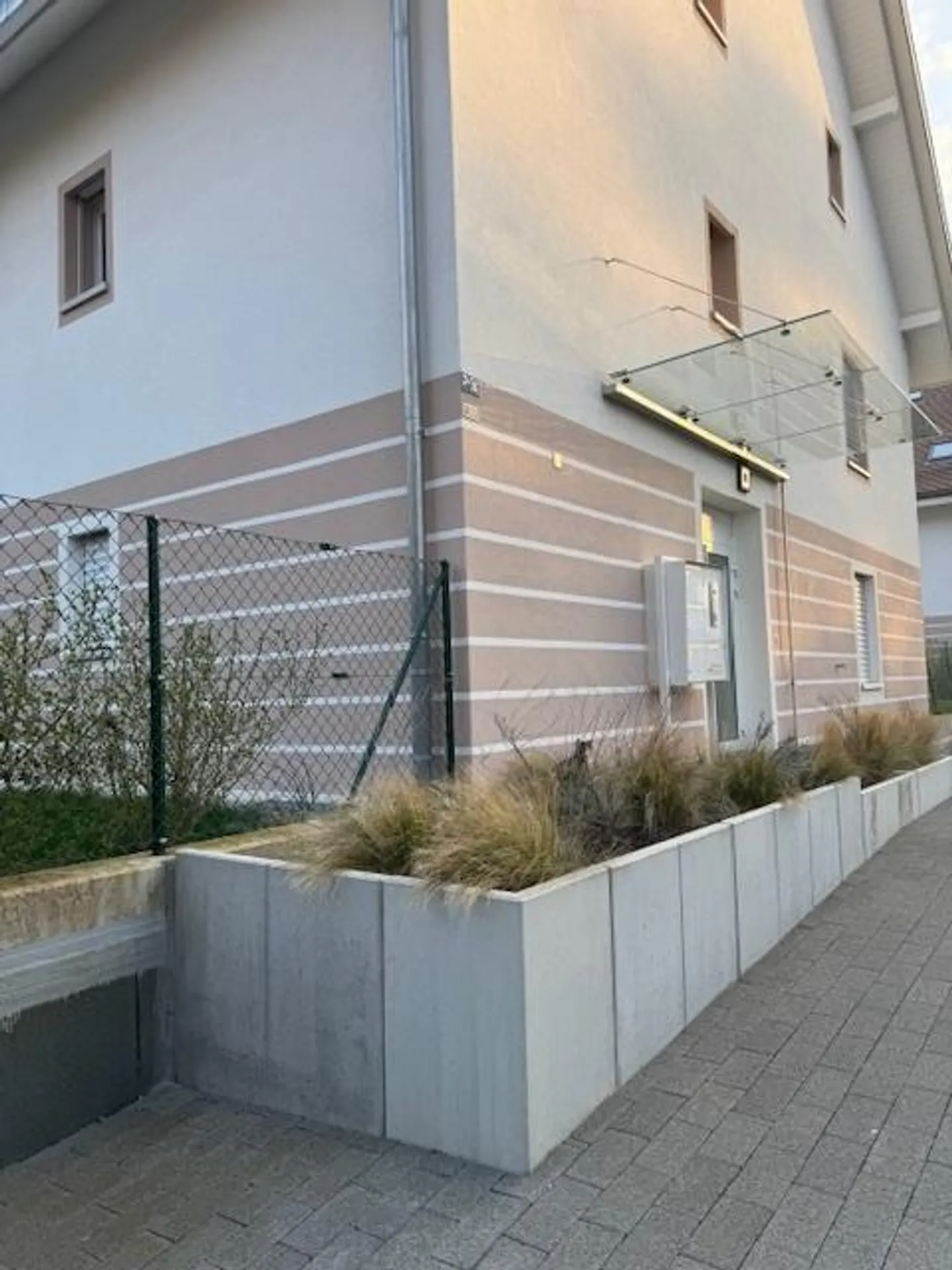 Modern Garden Apartment in Etoy - Photo 15 of 15