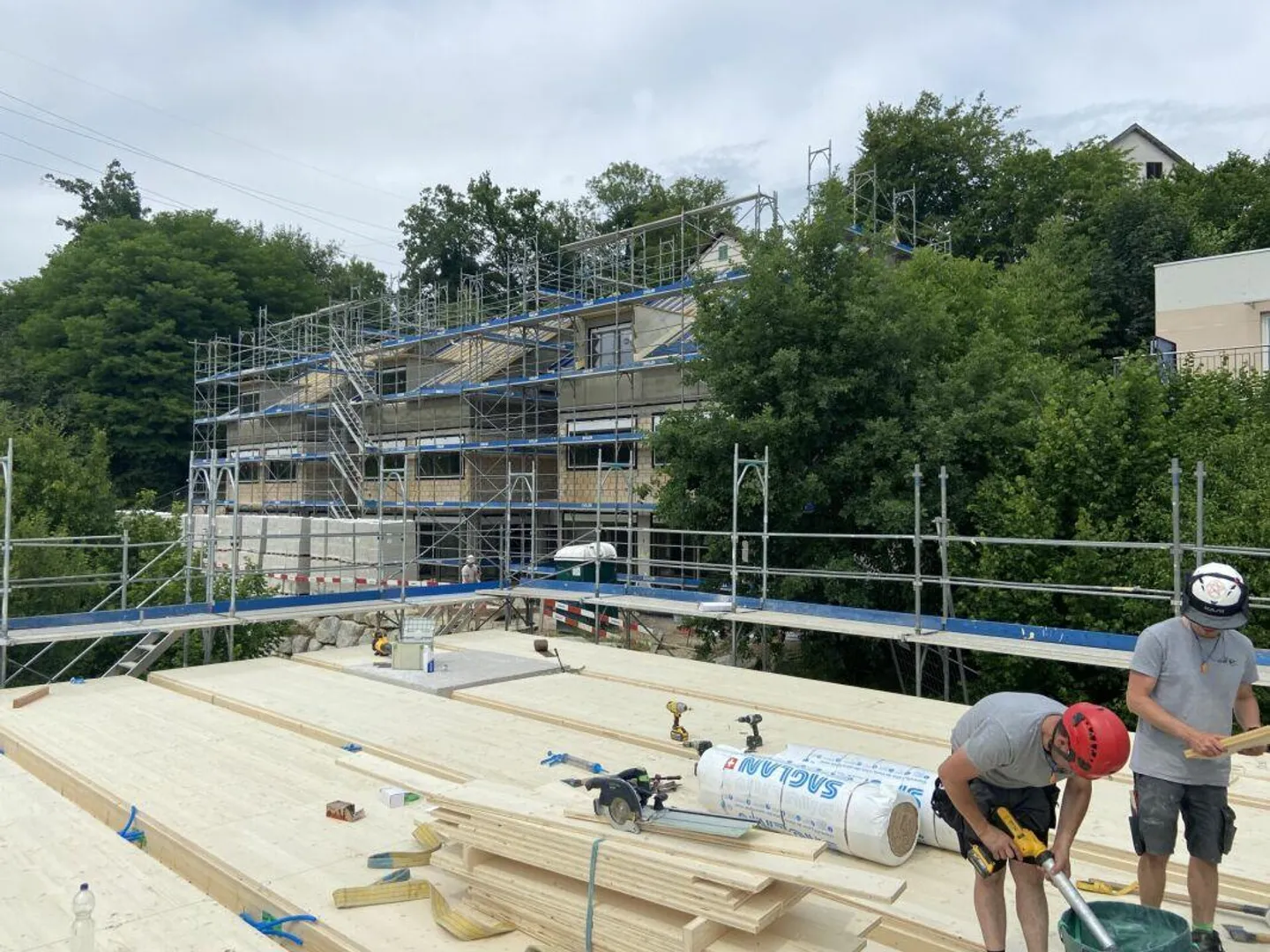 Modernes Apartment mit grossem Balkon - Foto 7 von 15