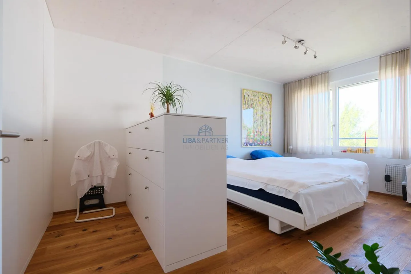 Attico con stile, grande terrazza e vista ampia - Foto 5 di 13