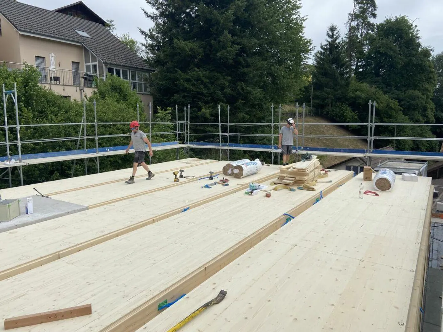 Modernes Apartment mit grossem Balkon - Foto 14 von 15
