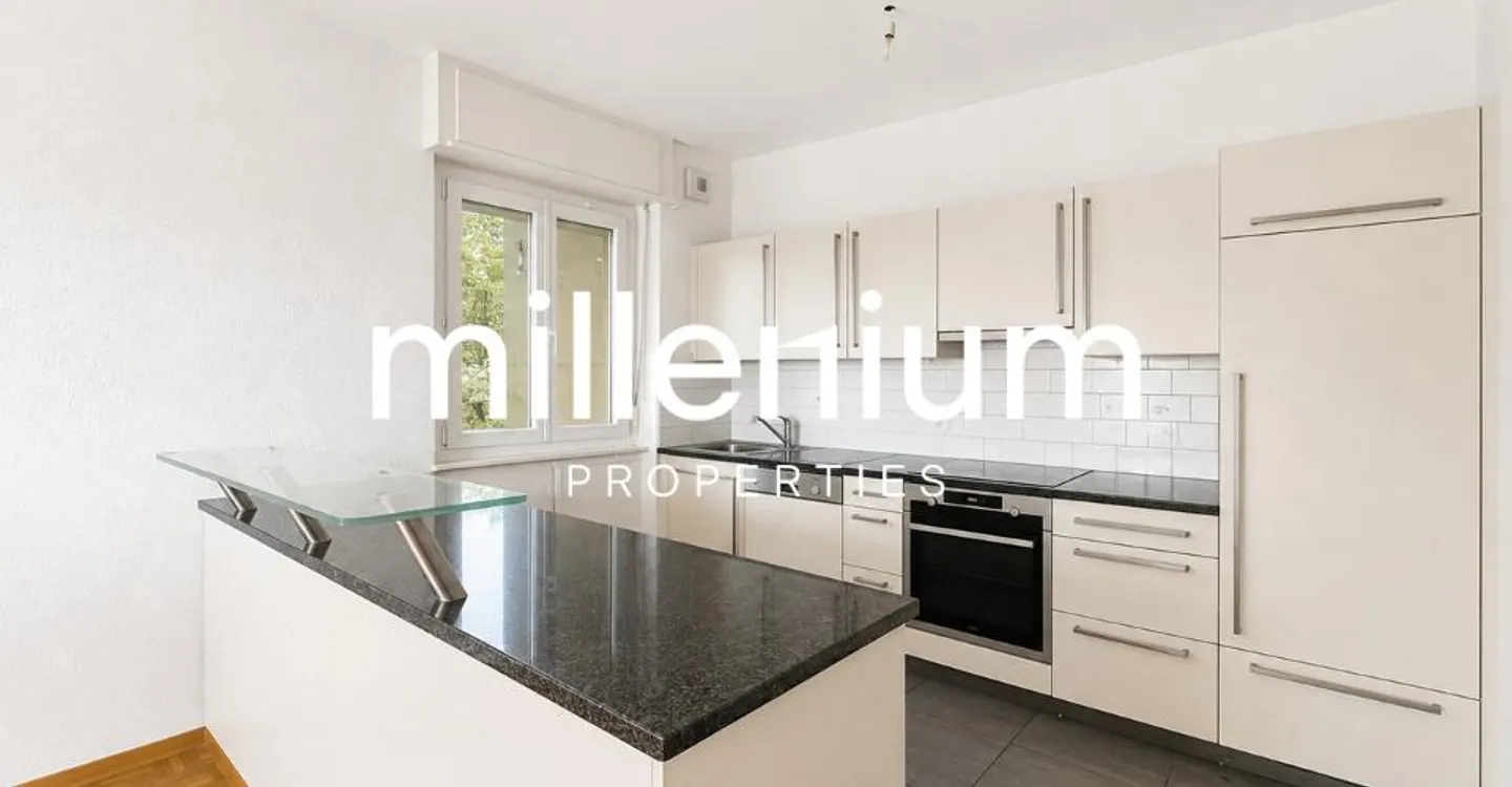 5-room apartment in the heart of Meyrin - Photo 3 of 7
