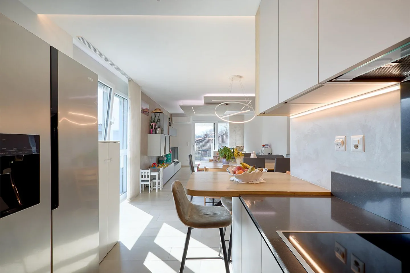 Appartement élégant et moderne - Photo 5 sur 15