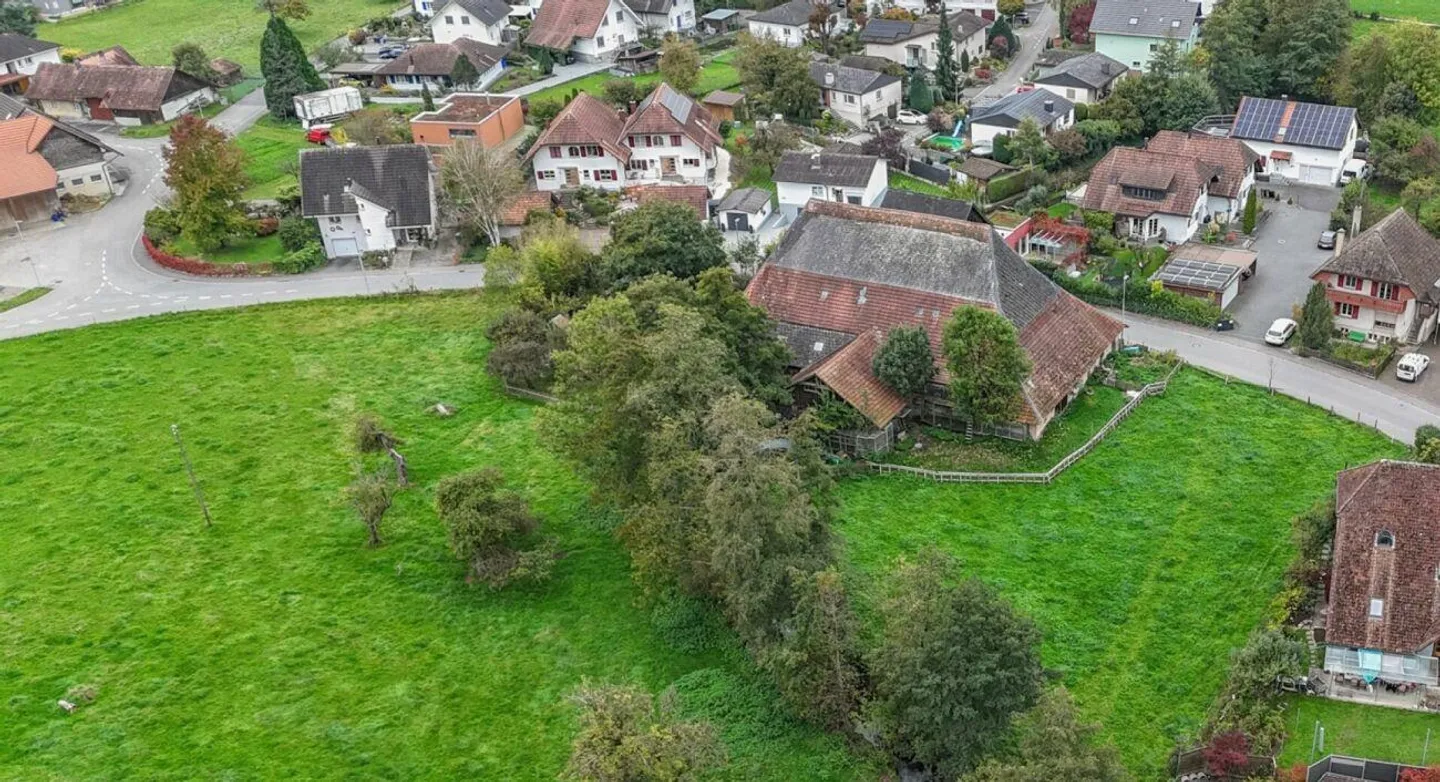 Large farmhouse directly by the stream with land parcel and development potential - Photo 1 of 26