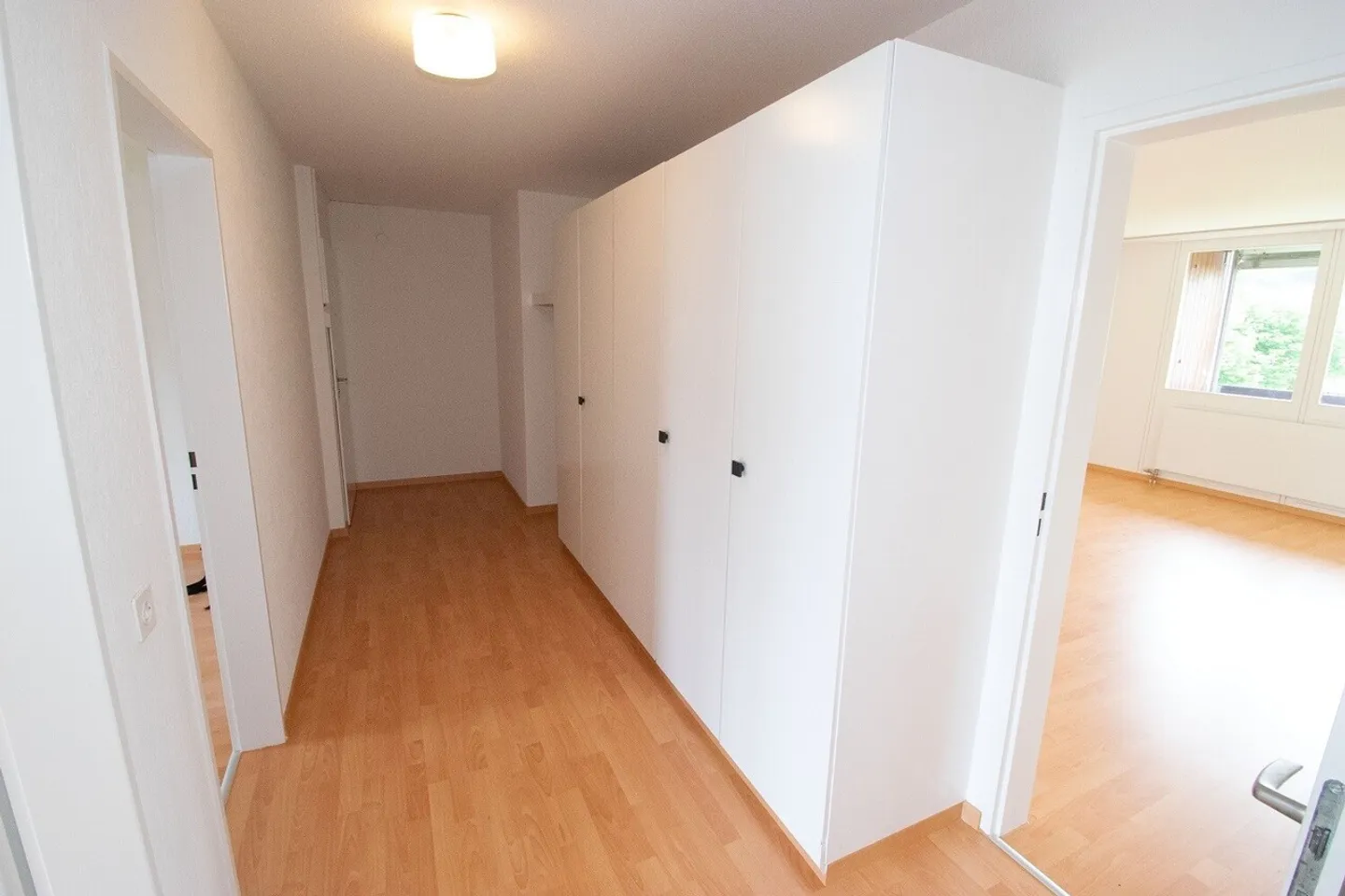 Geräumige Wohnung in ruhiger Lage - Foto 2 von 13