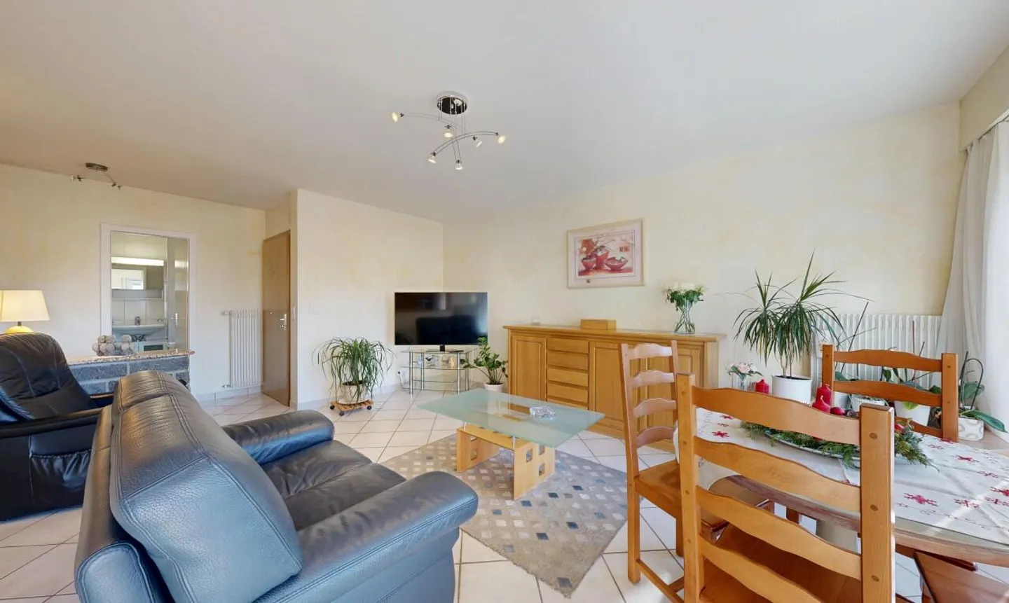 Apartment for sale - Photo 2 of 11