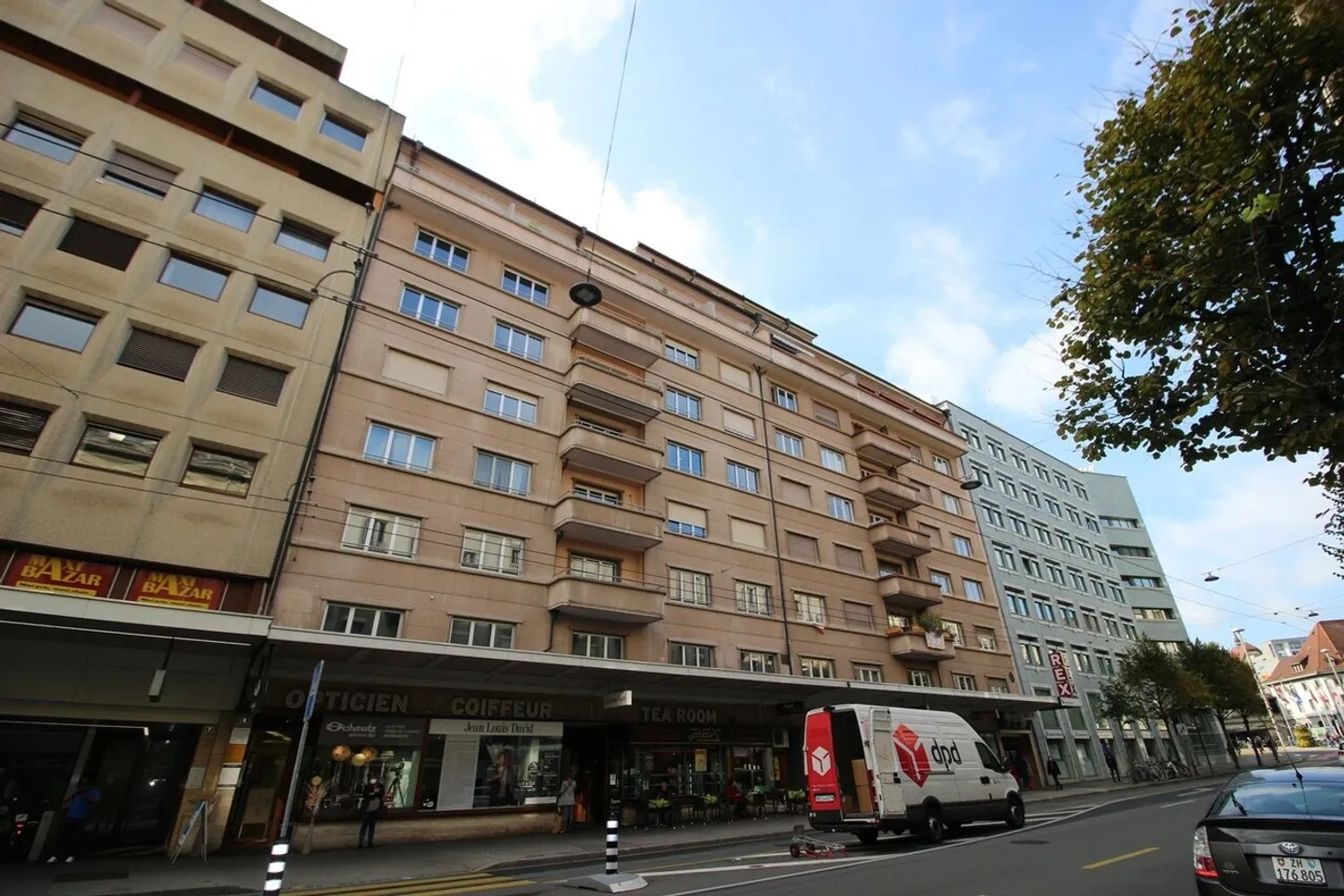 Alloggio luminoso situato nel cuore della città, vicino a tutti i servizi - Foto 1 di 2