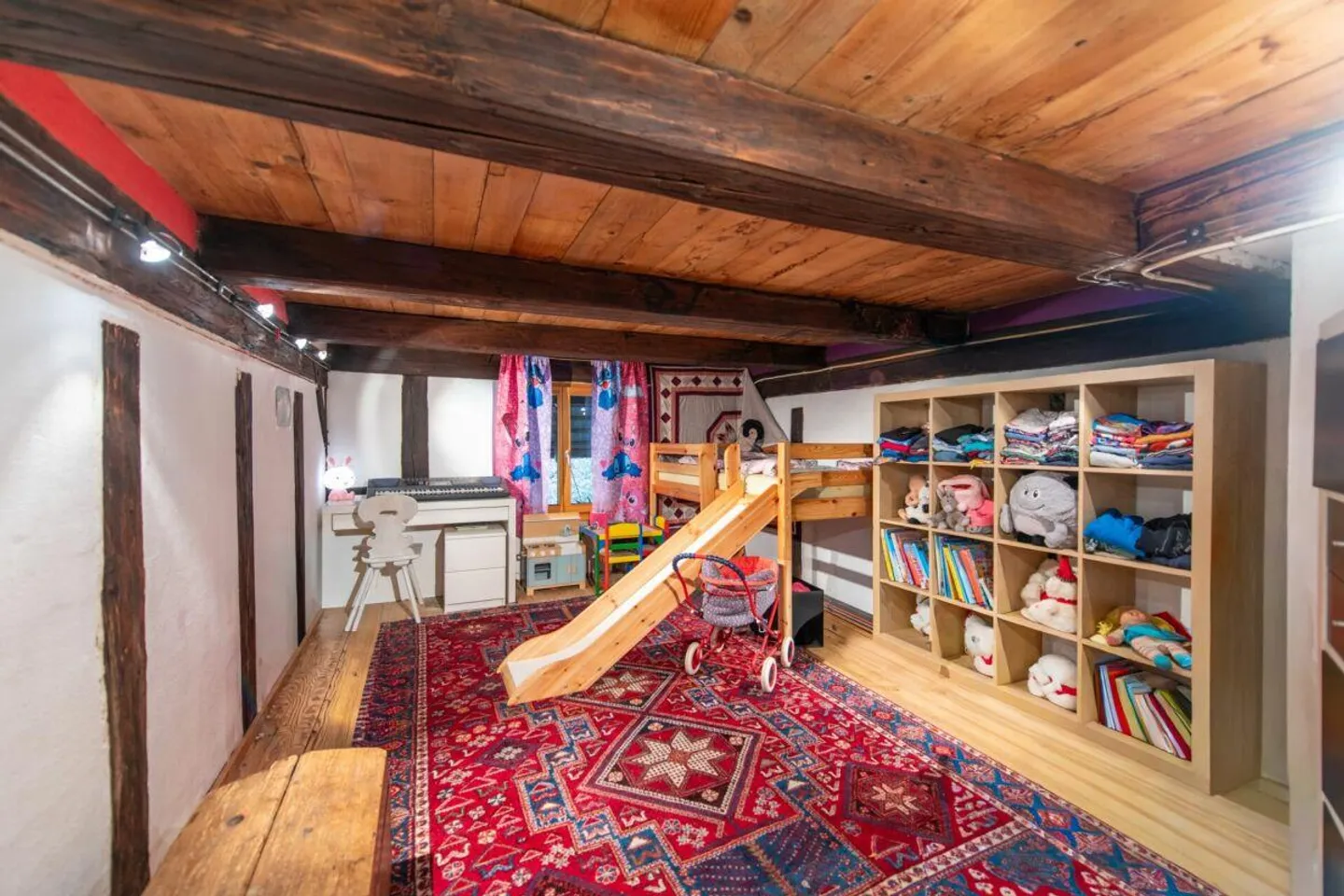 Large farmhouse directly by the stream with land parcel and development potential - Photo 9 of 26