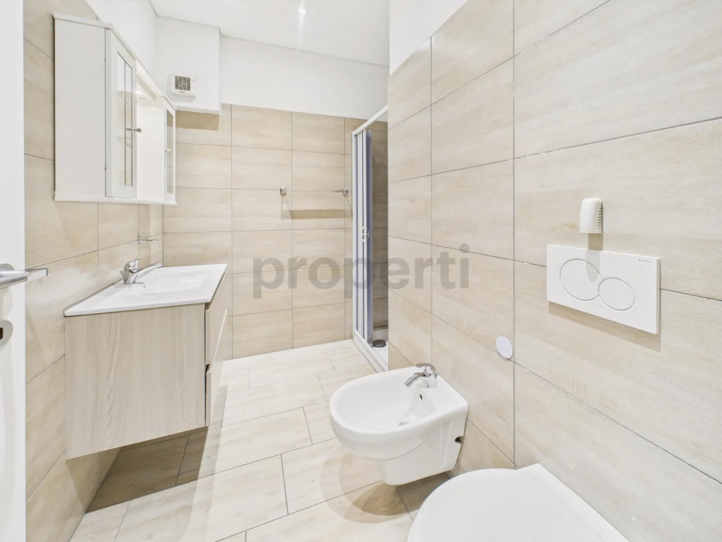 Maison mitoyenne moderne de 4,5 pièces avec jardin à Cresciano - Photo 11 sur 14