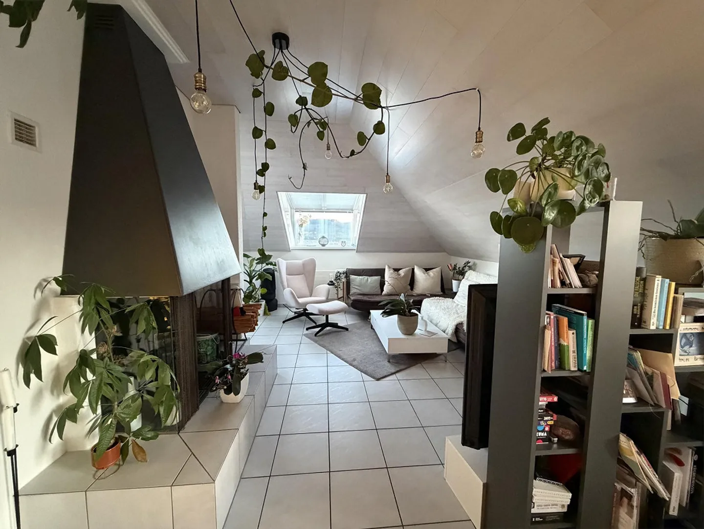 Maisonette apartment with roof terrace near HSG and cantonal hospital - Photo 1 of 9