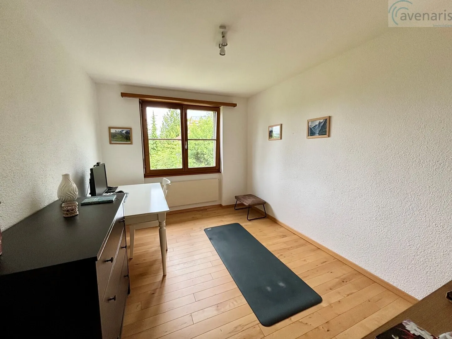 Condominio moderno e spazioso in una zona residenziale tranquilla - Foto 7 di 9