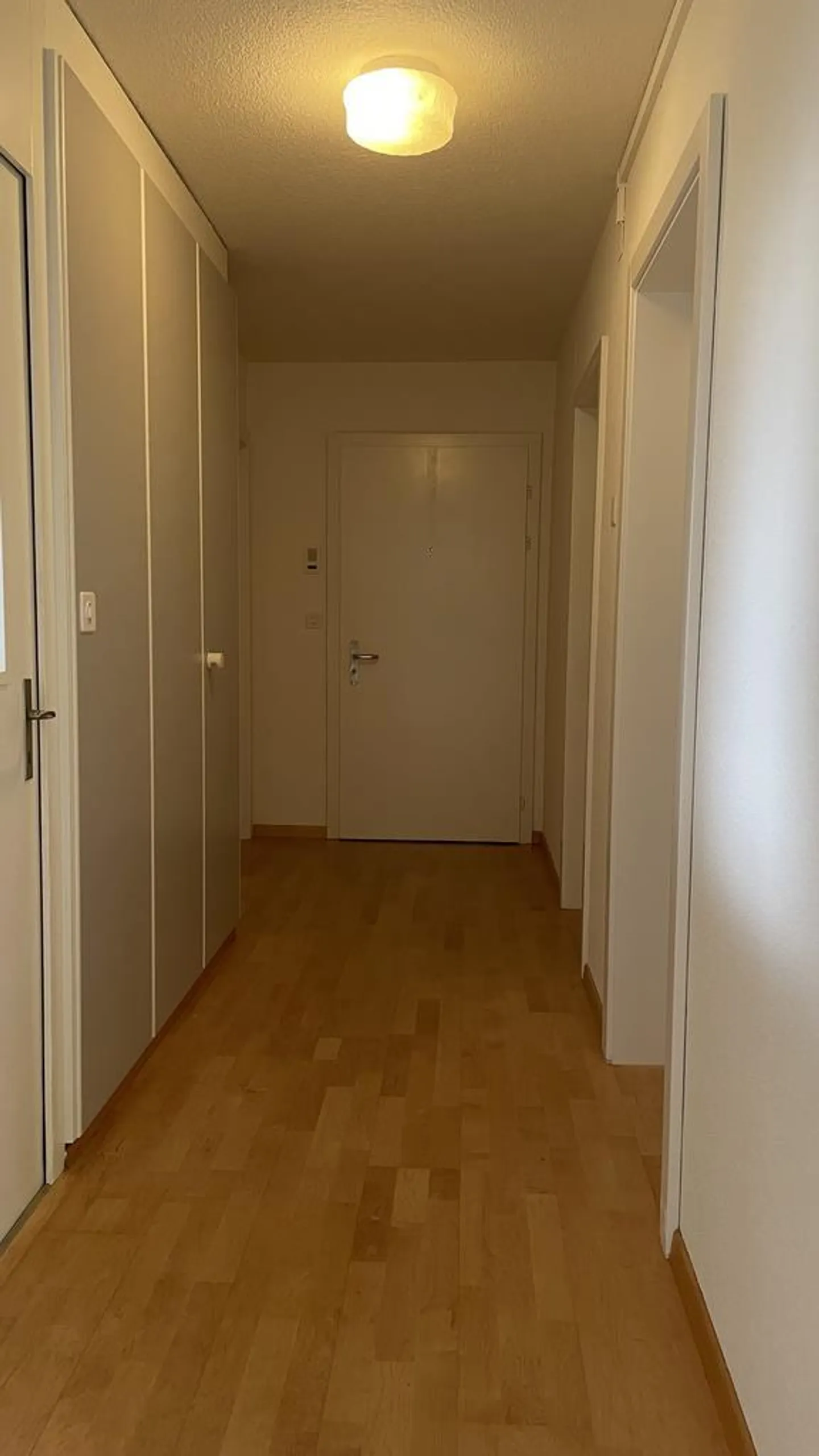 Besichtigung am 20.10. + 23.10.2025 zwischen 10:00 - 11:00 Uhr - Foto 9 von 10