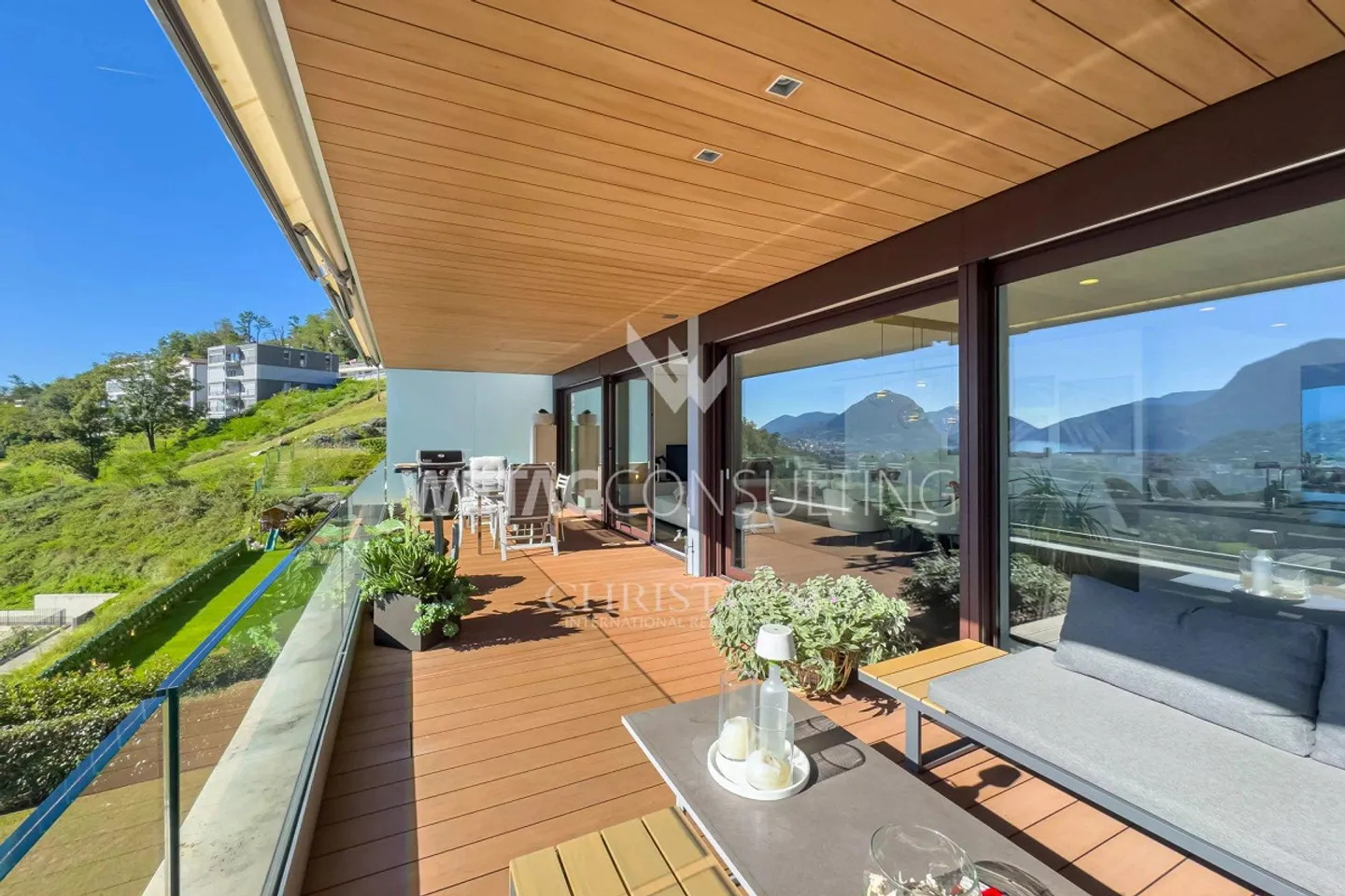 Lugano-Canobbio: Charmante Wohnung mit offenem Blick auf den Luganersee & privatem Garten, auch ideal als Zweitwohnsitz. - Foto 6 von 12
