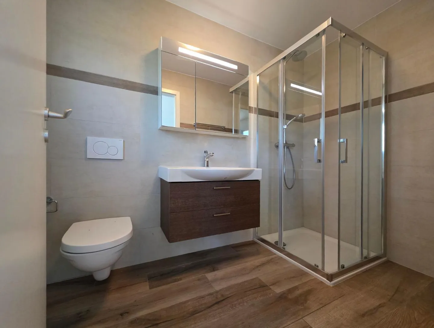 Charming Apartment in Vaud Countryside - Photo 3 of 7