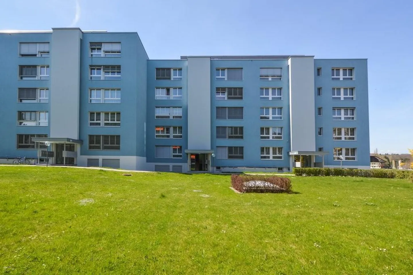 Small but fine - modern 1-room apartment near Gurten - Photo 1 of 4