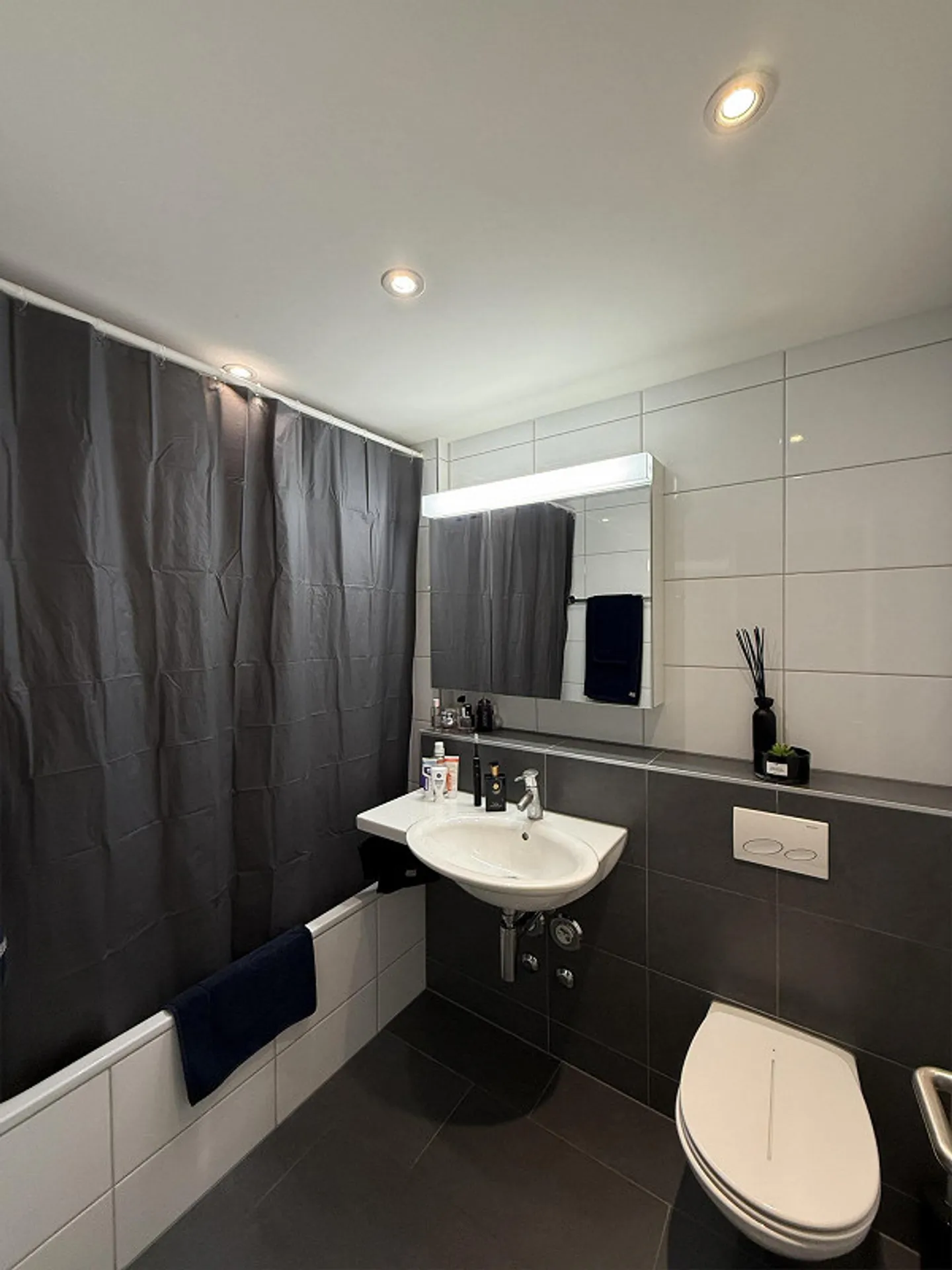 Appartamento moderno di 3,5 locali in posizione tranquilla - Foto 6 di 6