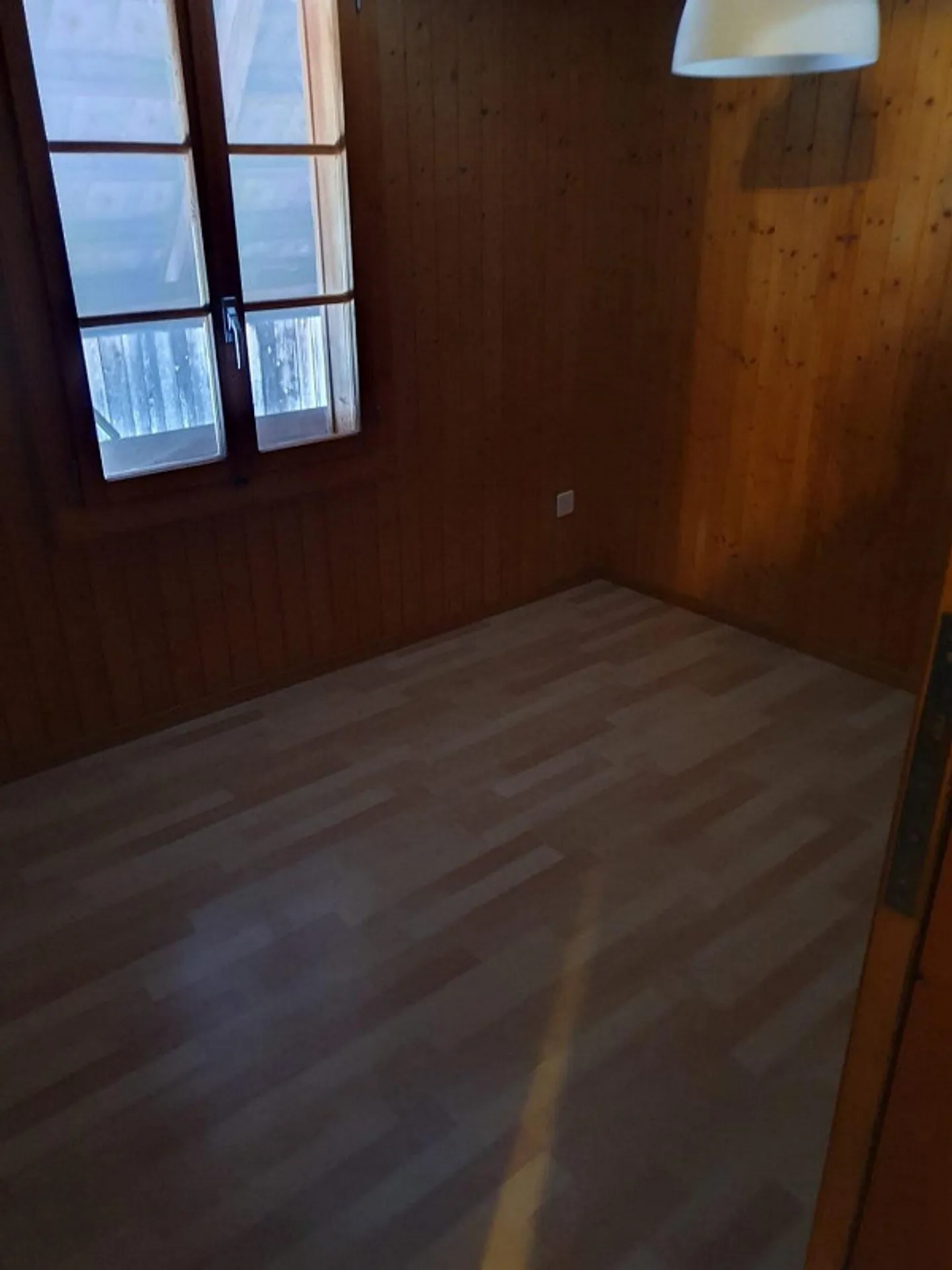 Appartamento 4 stanze conveniente - Foto 2 di 9