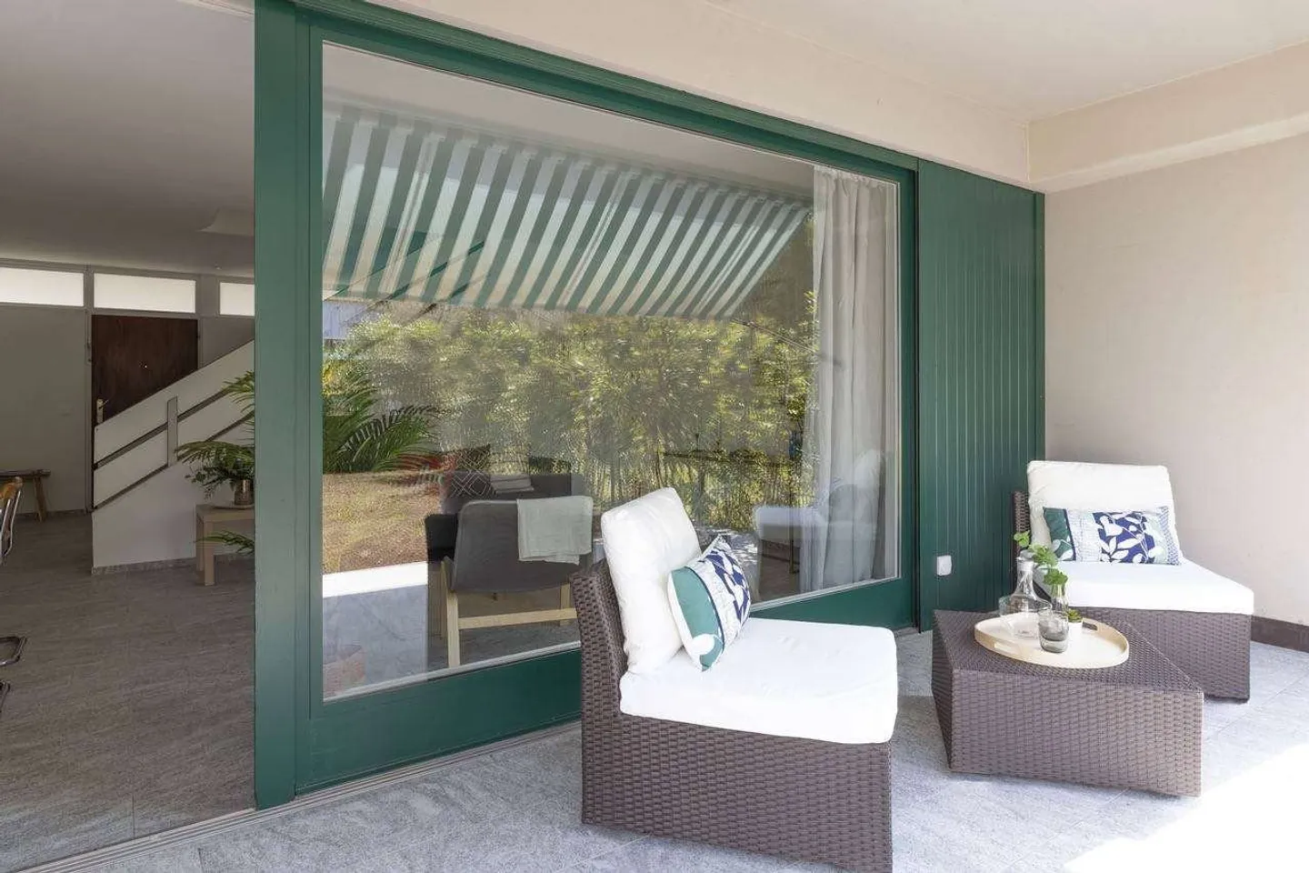 4.5 Duplex Apartment with Garden in Sorengo - Photo 3 of 11