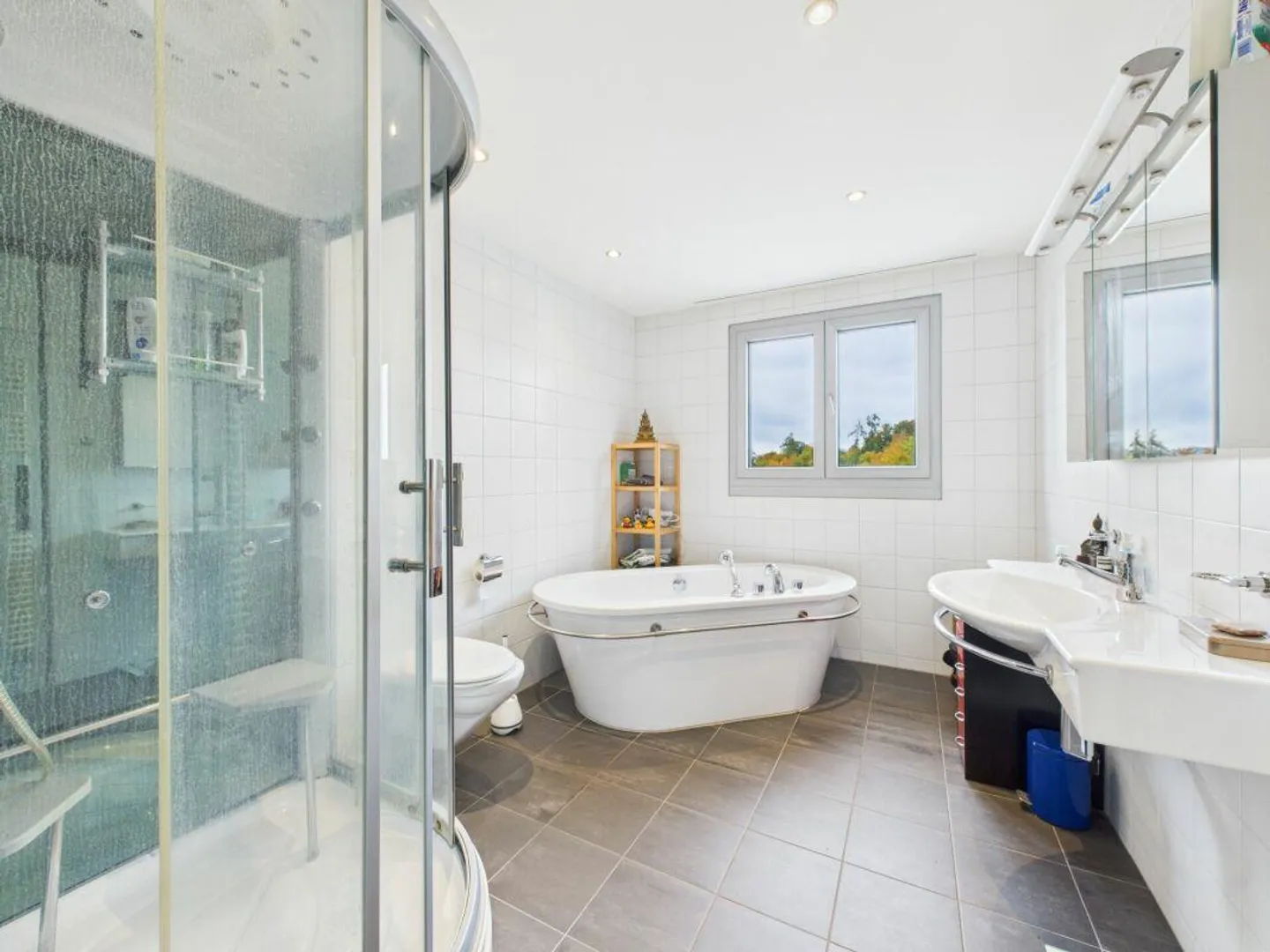 Stylish Two-Family House with Garden Apartment and Maisonette - Photo 7 of 8