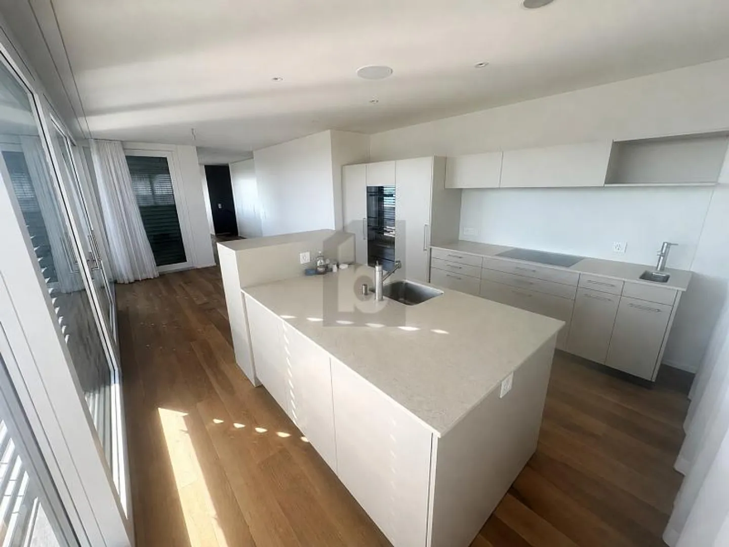 LUSSO CON ASCENSORE PRIVATO E TERRAZZA - Foto 4 di 6